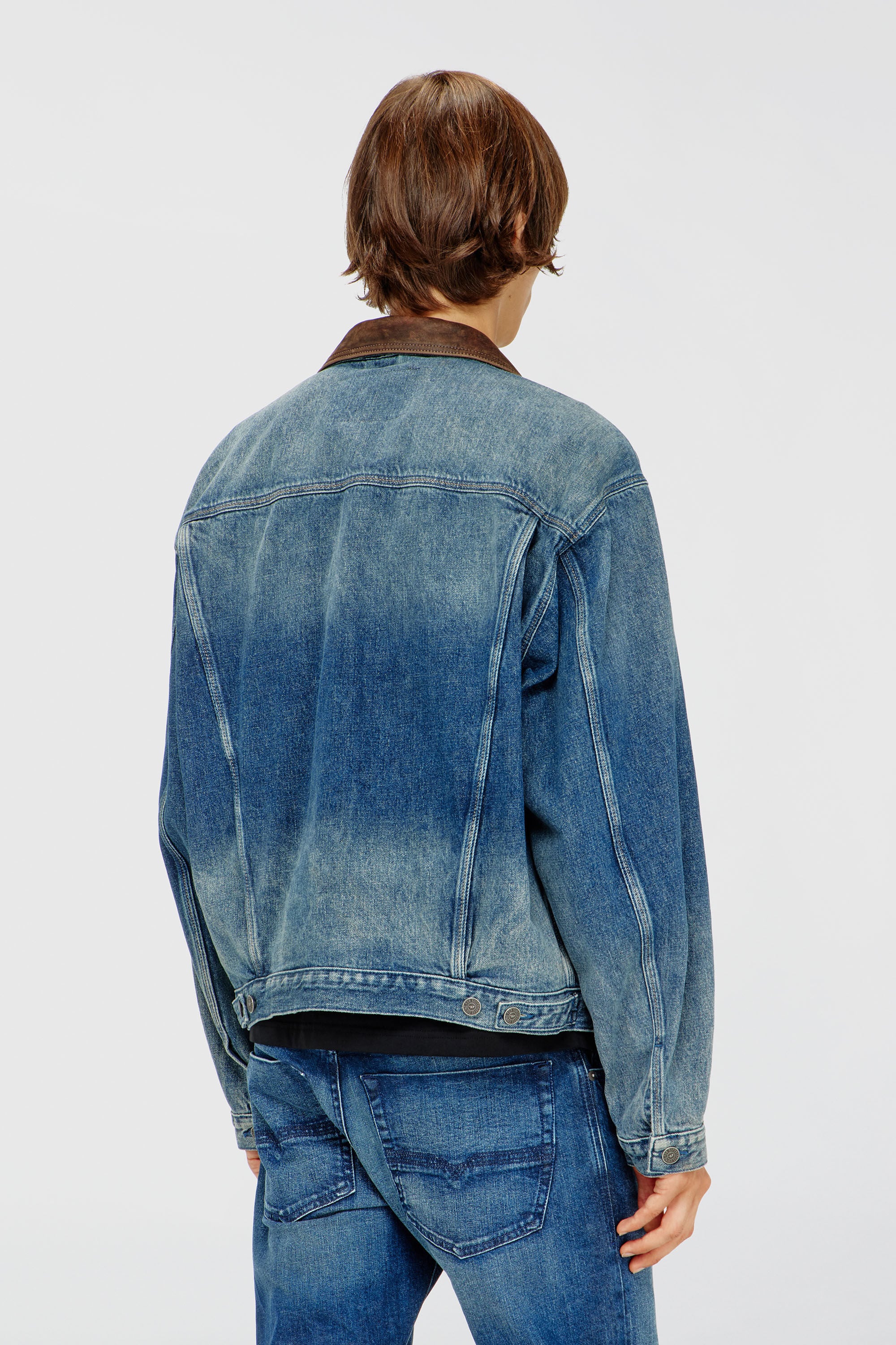Women's Denim trucker jacket with contrast leather trims | Blue