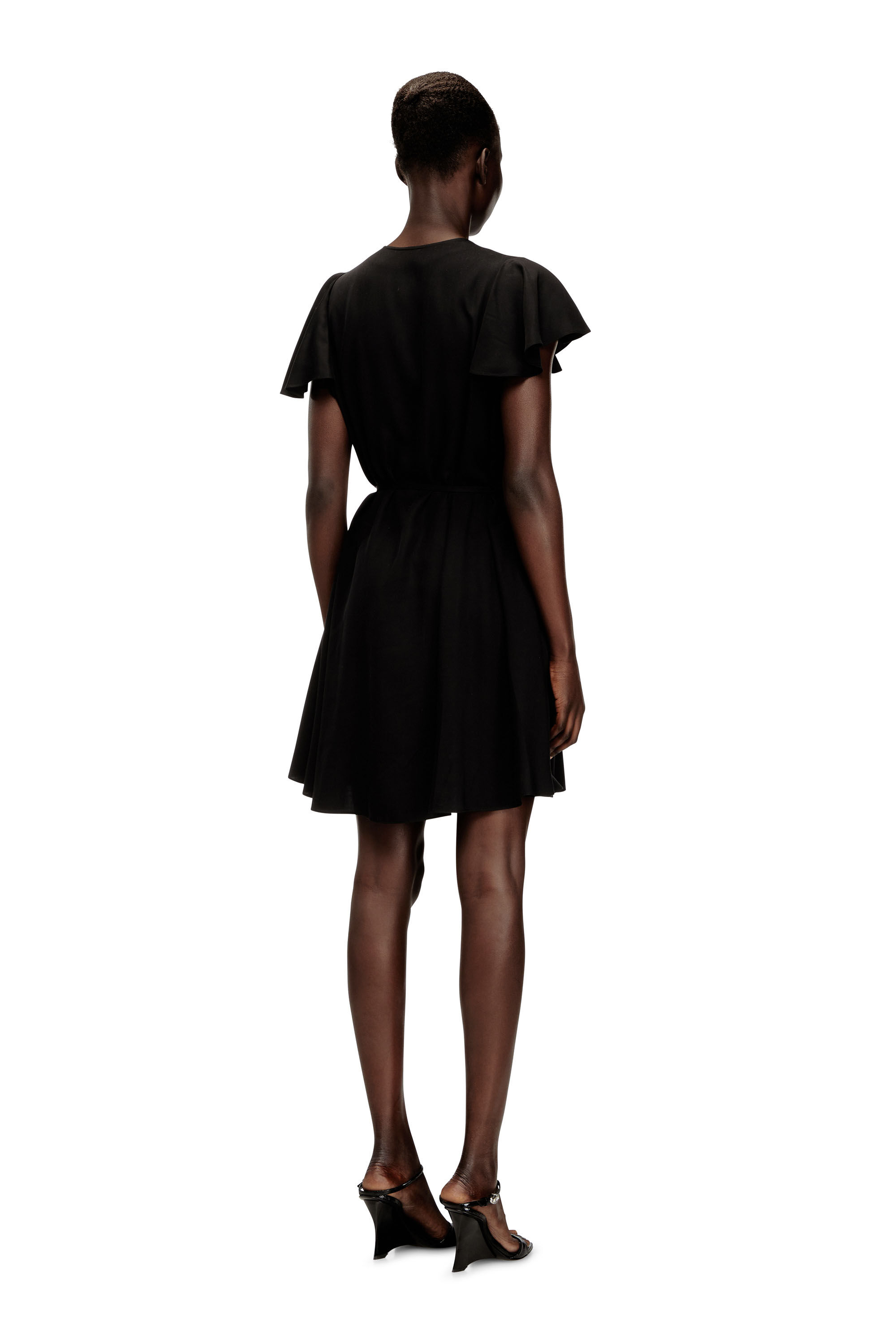 Diesel - D-AIKIRI, Robe en cupro avec col en V et boutons à l'avant Femme in Noir - 4