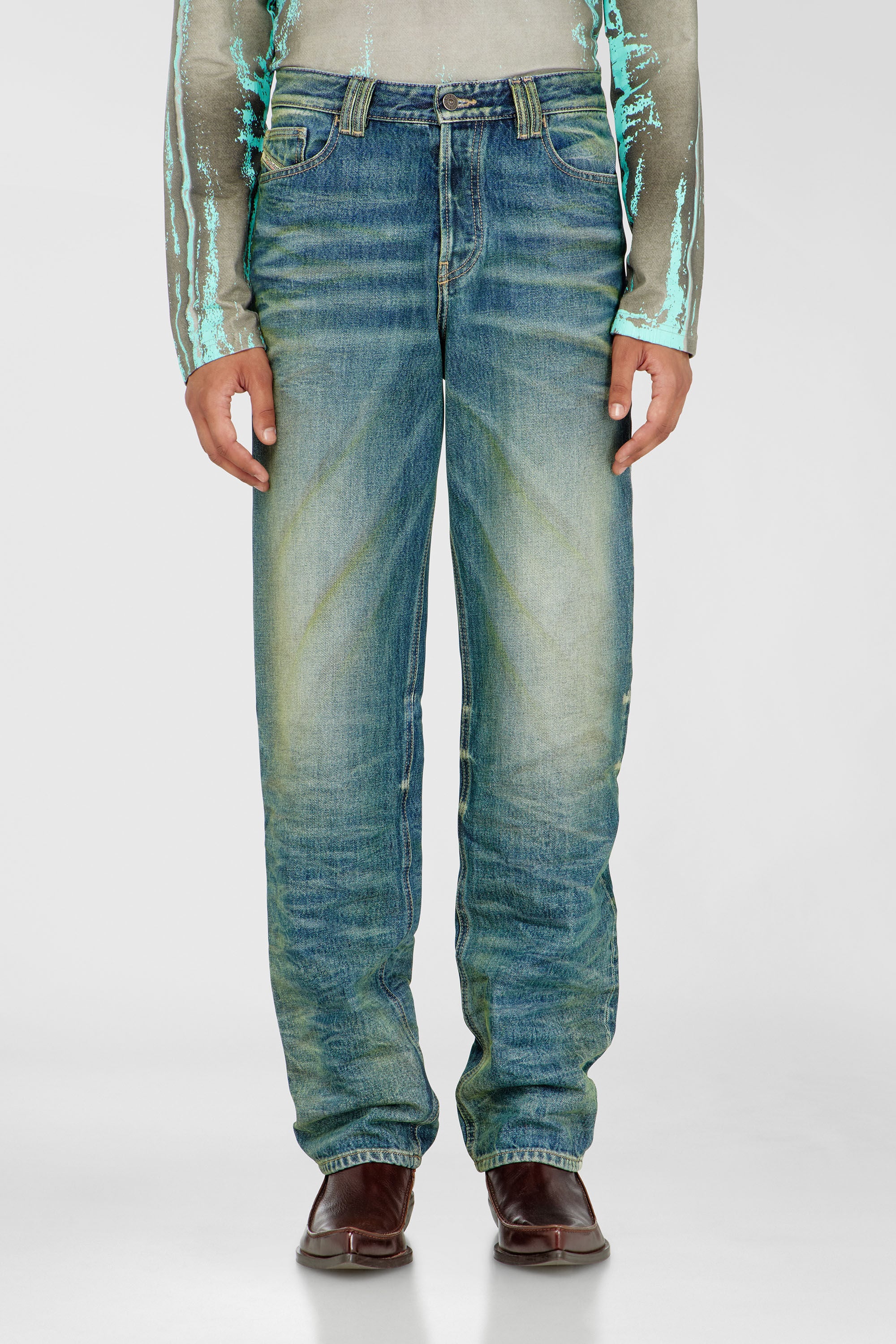 Diesel - Male's Regular Jeans 1991 D-Voeed 007FV, Medium Blue - 4
