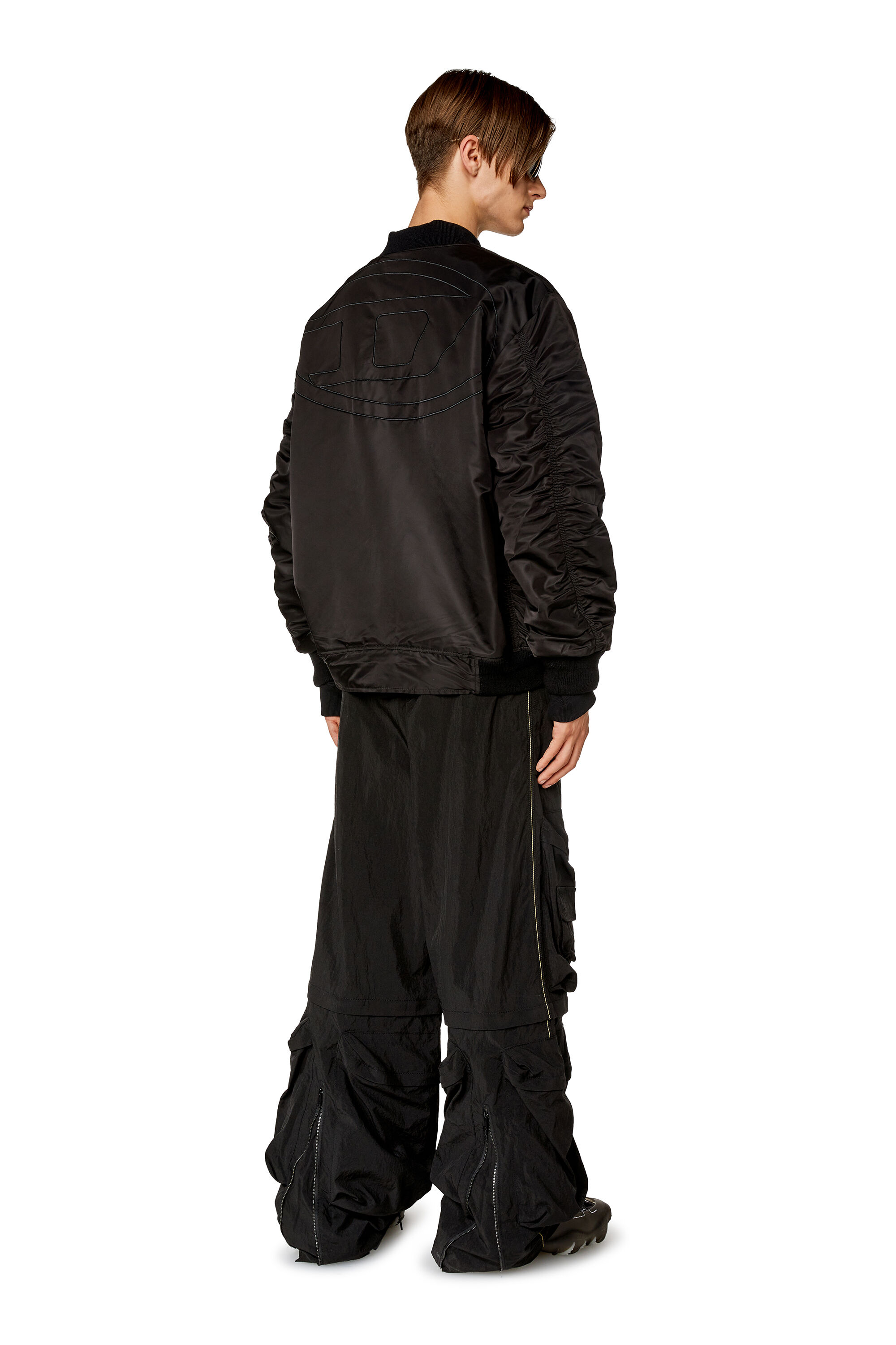 Diesel - J-MATTAN, Veste bomber en nylon rembourré Homme in Noir - 1