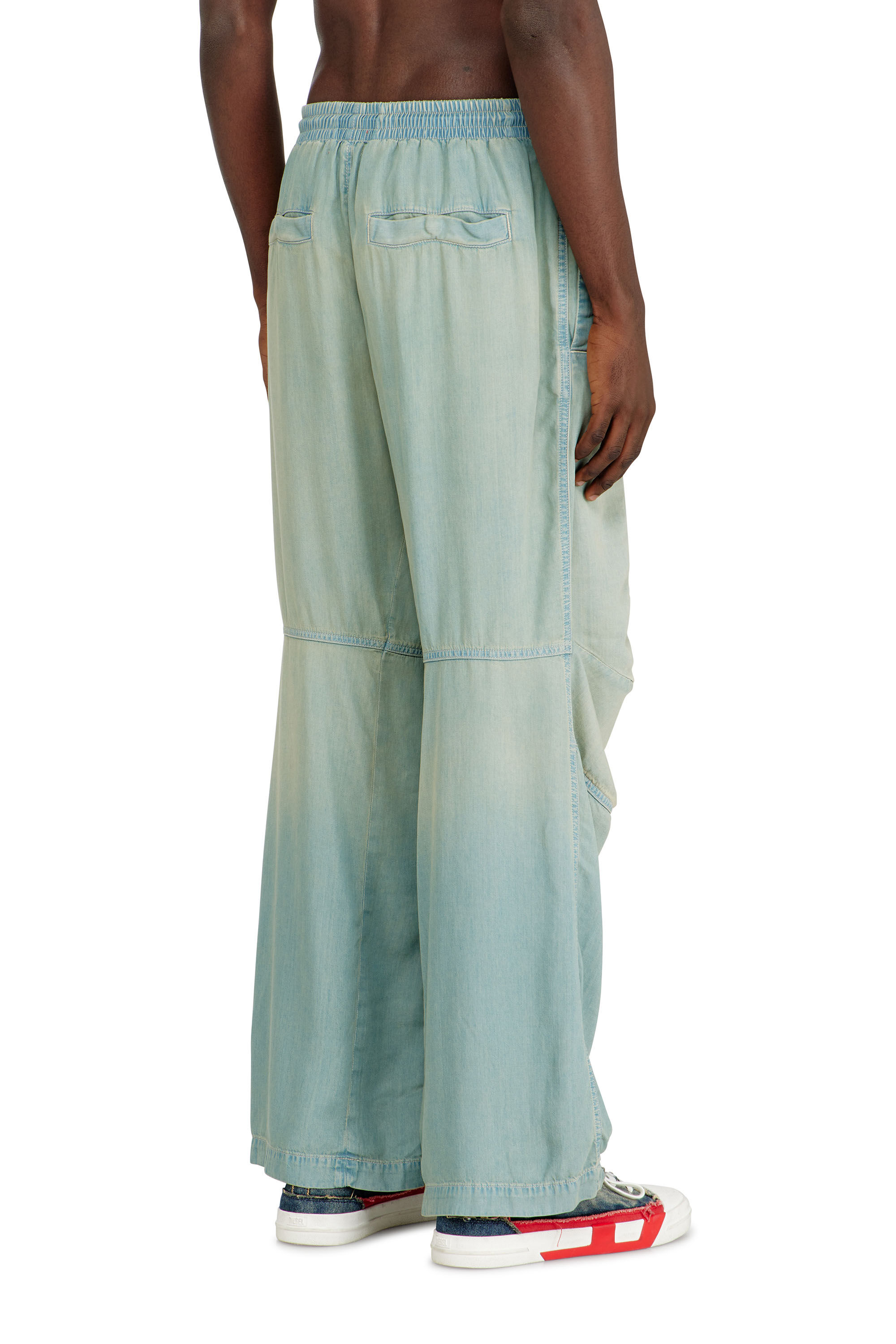 Women's Relaxed Jeans | Regular Waist D-Pari | Light Blue | Diesel US