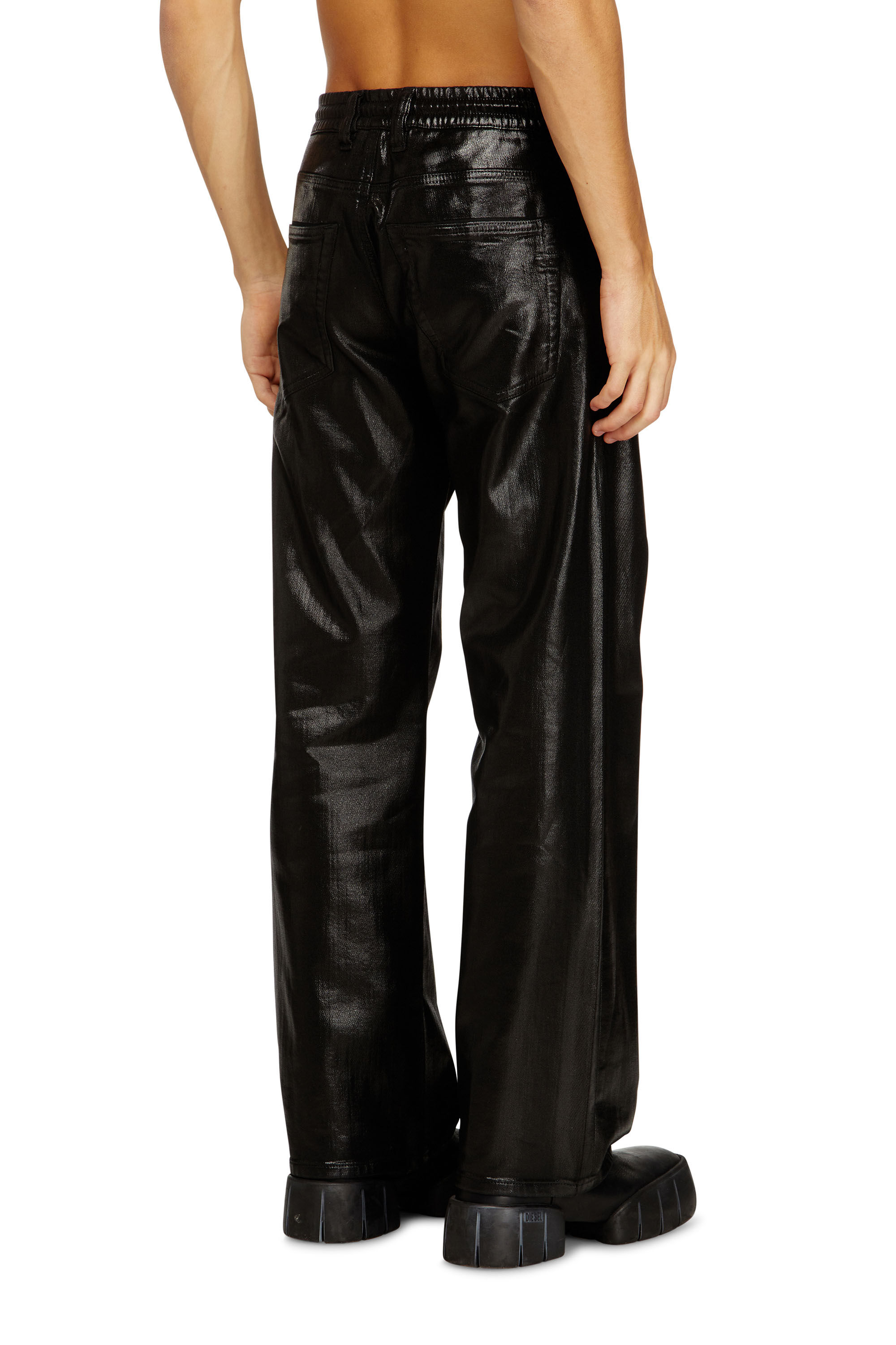 Men's Relaxed Jeans | Black/Dark grey | Diesel 2080 D-Reel Joggjeans®