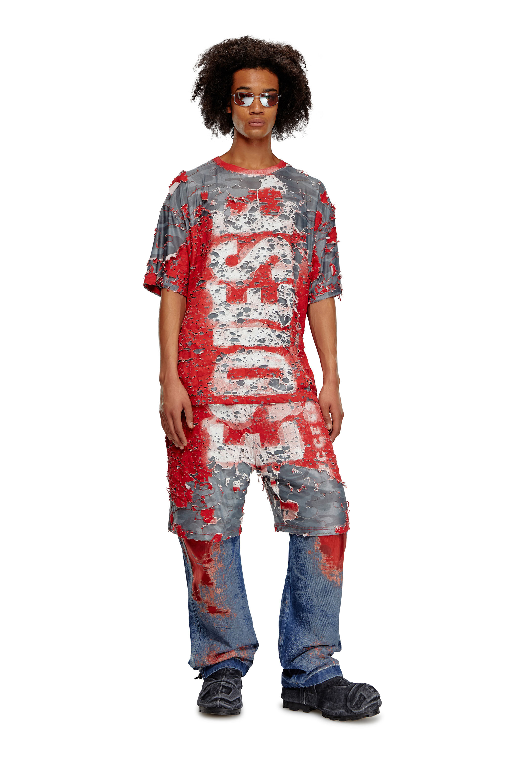 Diesel - T-BOXT-PEEL, Male's Logo T-shirt in destroyed jersey in Red - 1