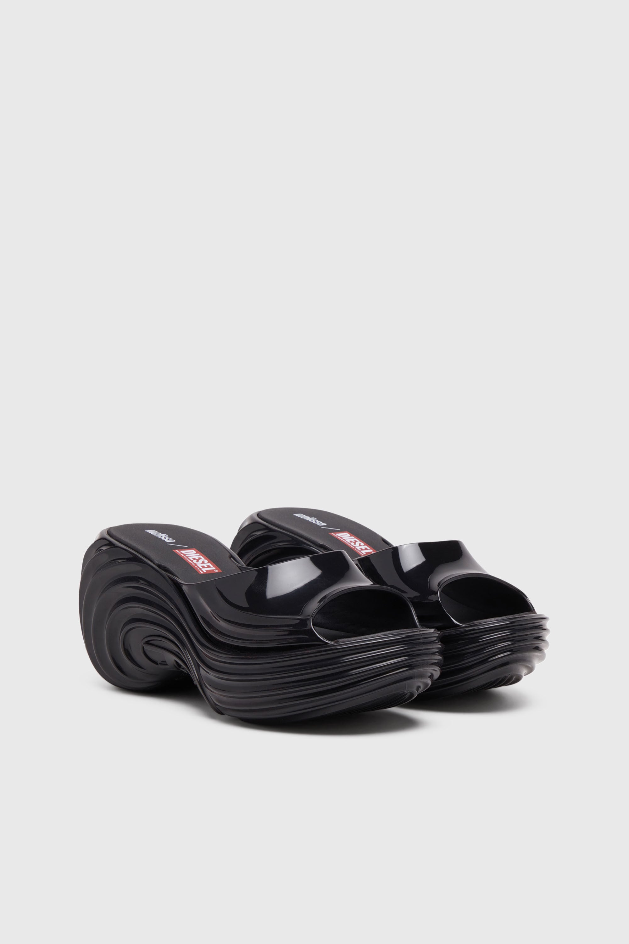 Diesel - MELISSA QUANTUM PLATFORM, Zueco de plataforma en Melflex&reg; Mujer in Negro - 2
