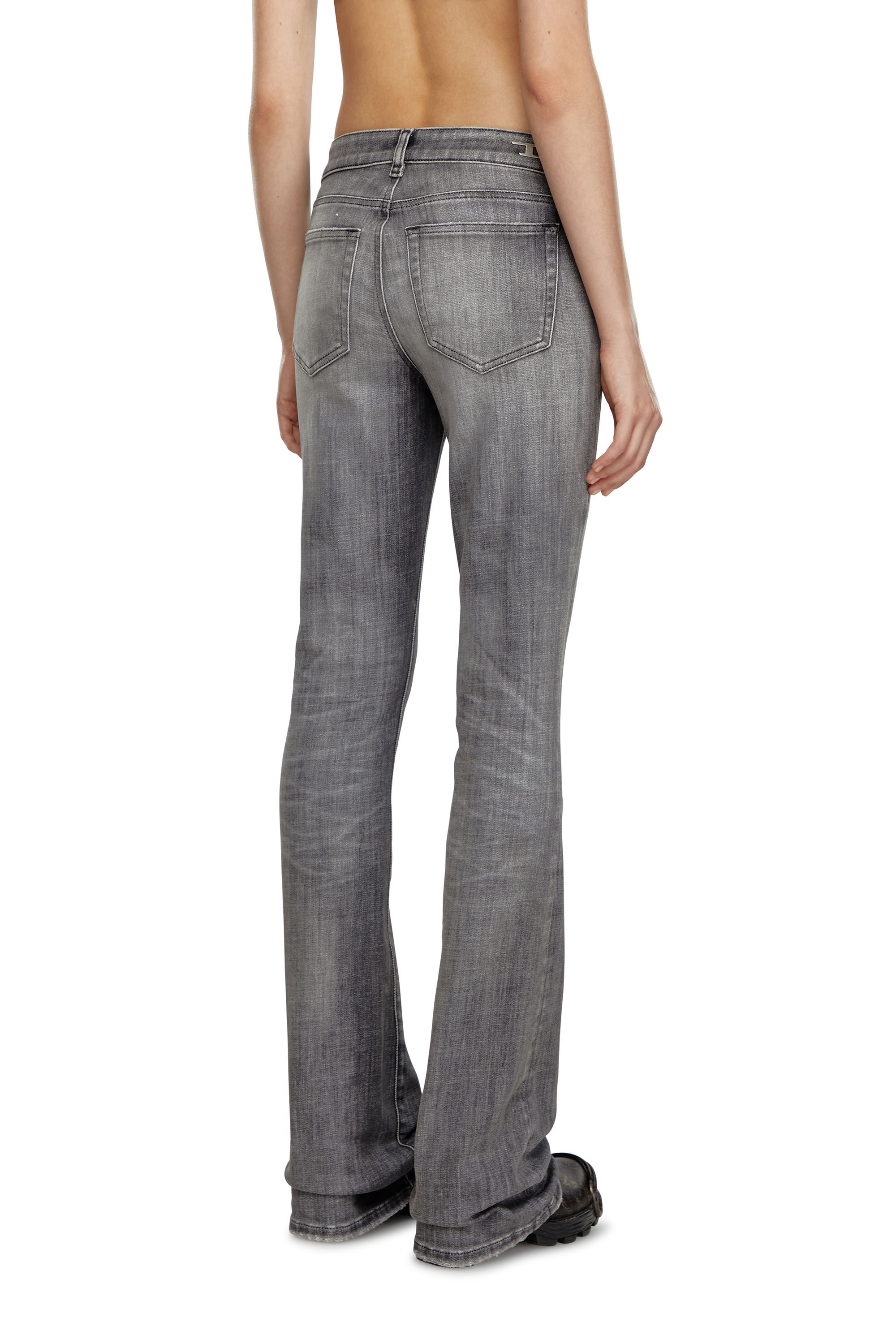 Diesel - Bootcut Jeans 1969 D-Ebbey 09J29 Femme, Gris - Image 5