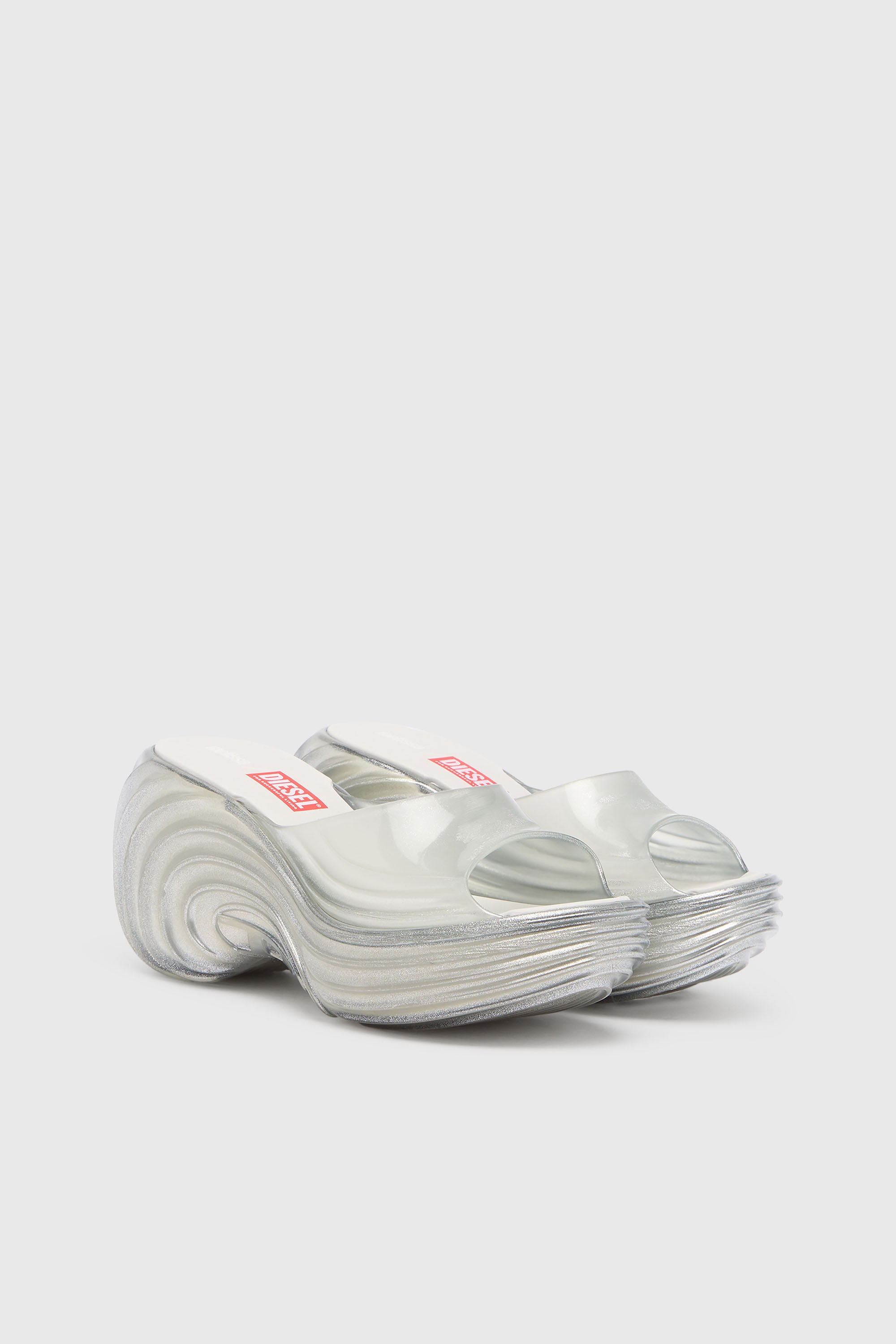 Diesel - MELISSA QUANTUM PLATFORM, Zueco de plataforma en Melflex&reg; Mujer in Plateado - 2