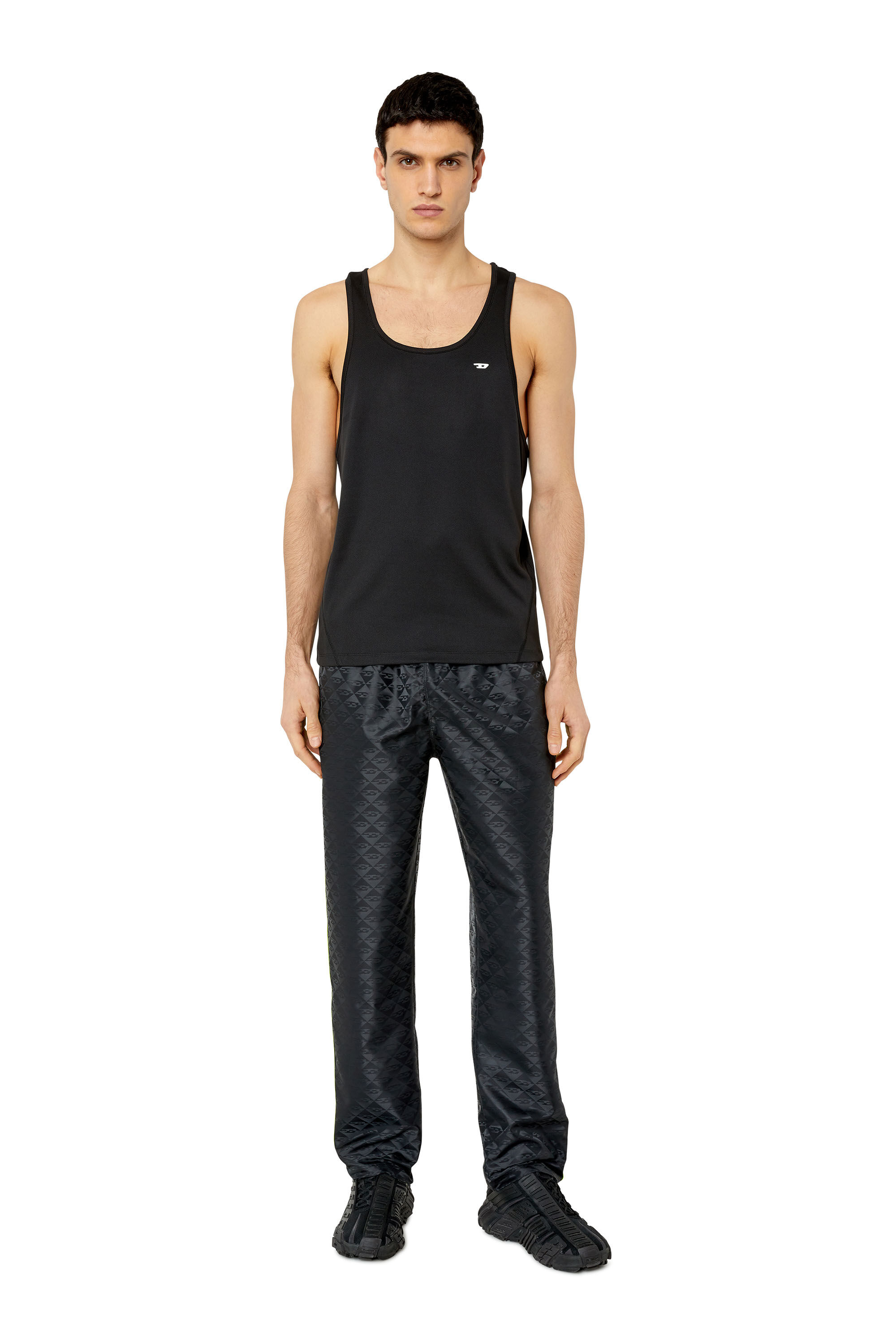 Diesel - AMWB-CREED-HT26, Pantalon de survêtement en satin Monogram Homme in Noir - 1