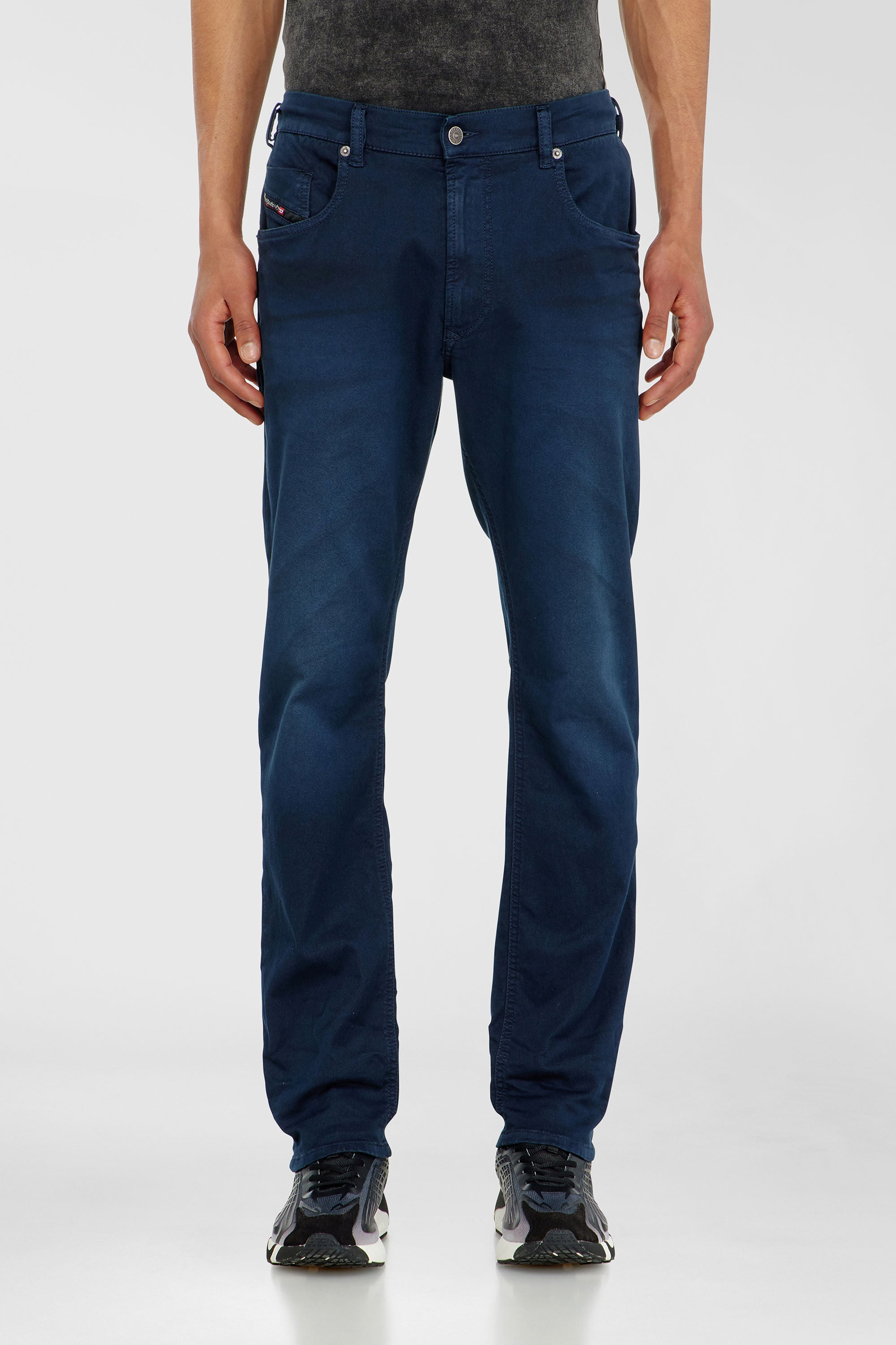 ディーゼル KROOLEY-NE スキニー デニム　32 ジョグジーンズ　濃紺 Men's Regular Jeans | Regular Waist 2032 D-Krooley-BW Joggjeans