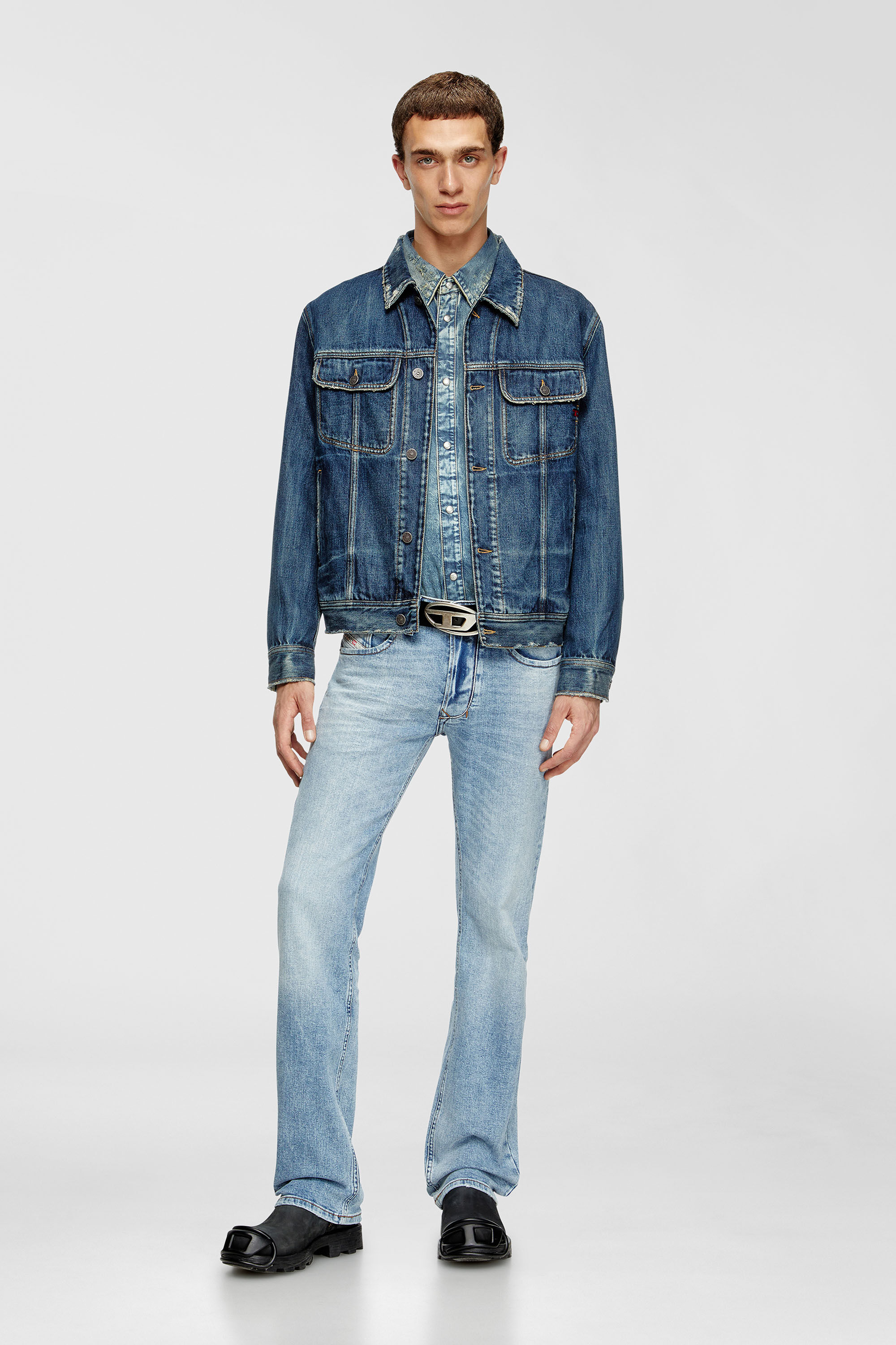Men's Regular Jeans | Low Waist 1985 LarkeeLight Blue | Diesel US
