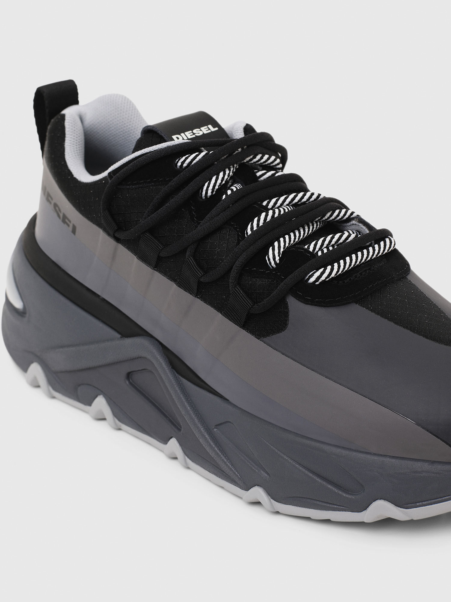 Diesel - S-HERBY SB, Female's S-Herby-Chunky sneakers in double mesh in Grey - 5