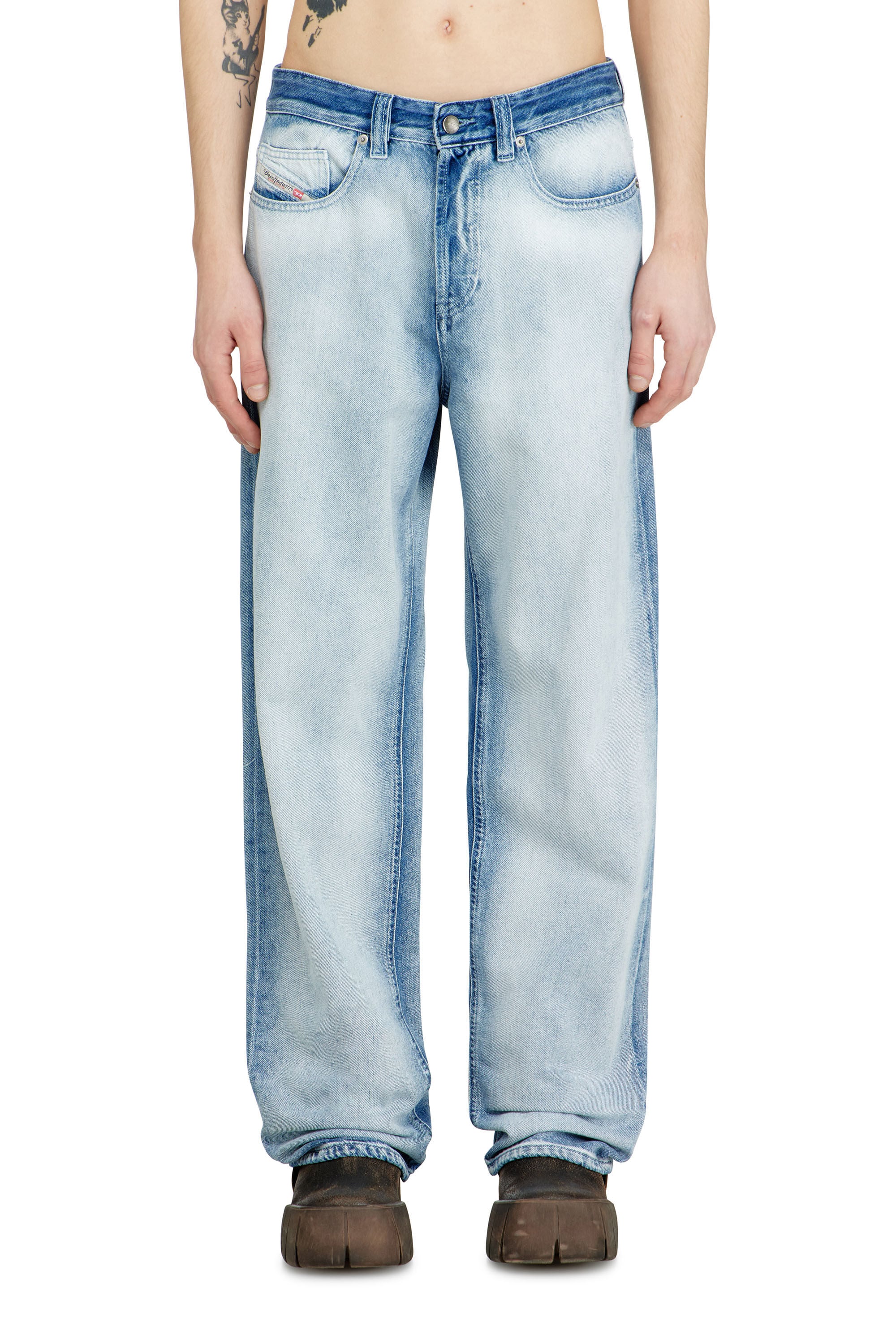 Men's Relaxed Jeans | Low Waist 2001 D-MacroLight Blue | Diesel US