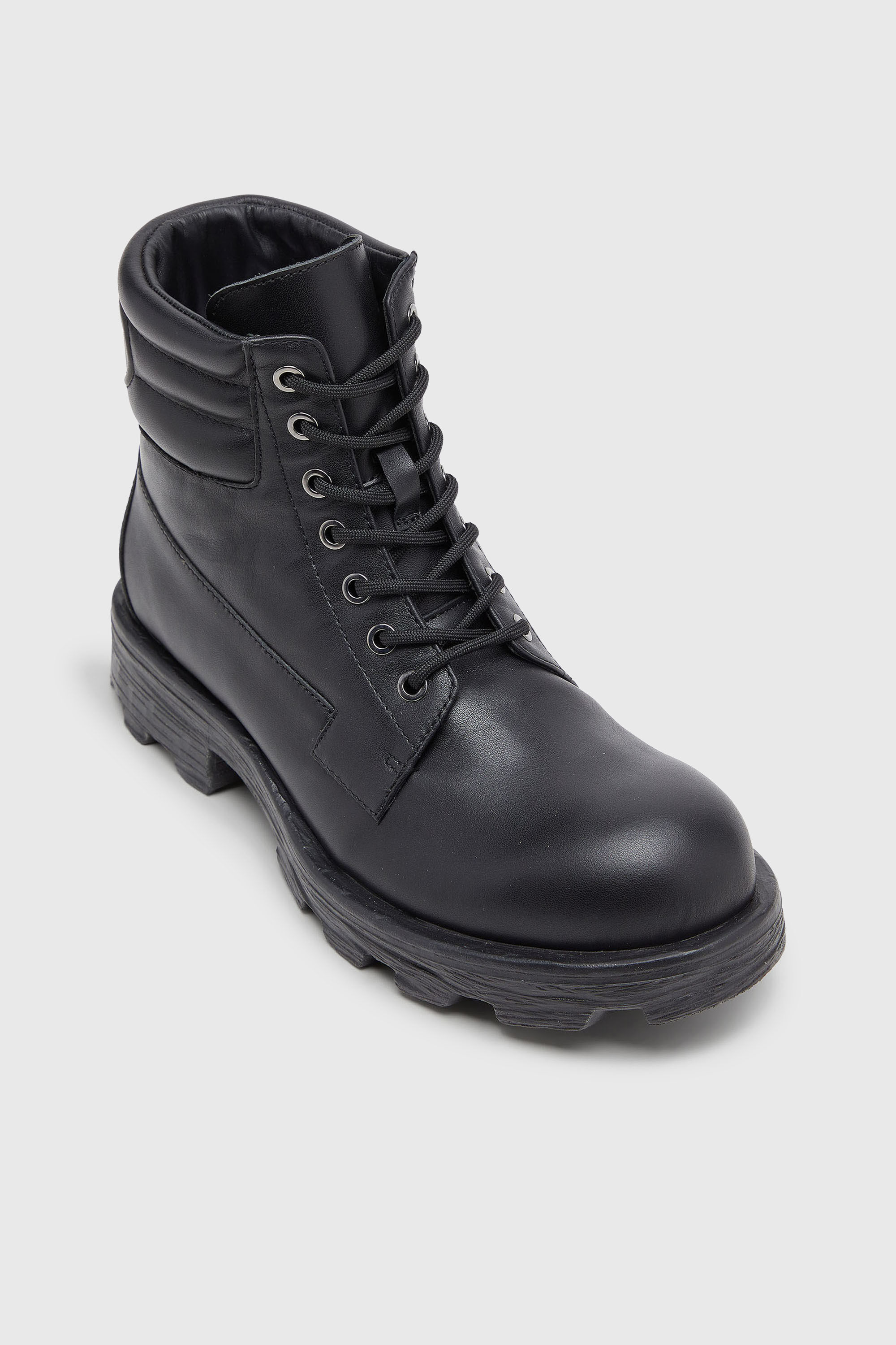 Men's D-Hammer - Combat boots in leather | Black | Diesel US