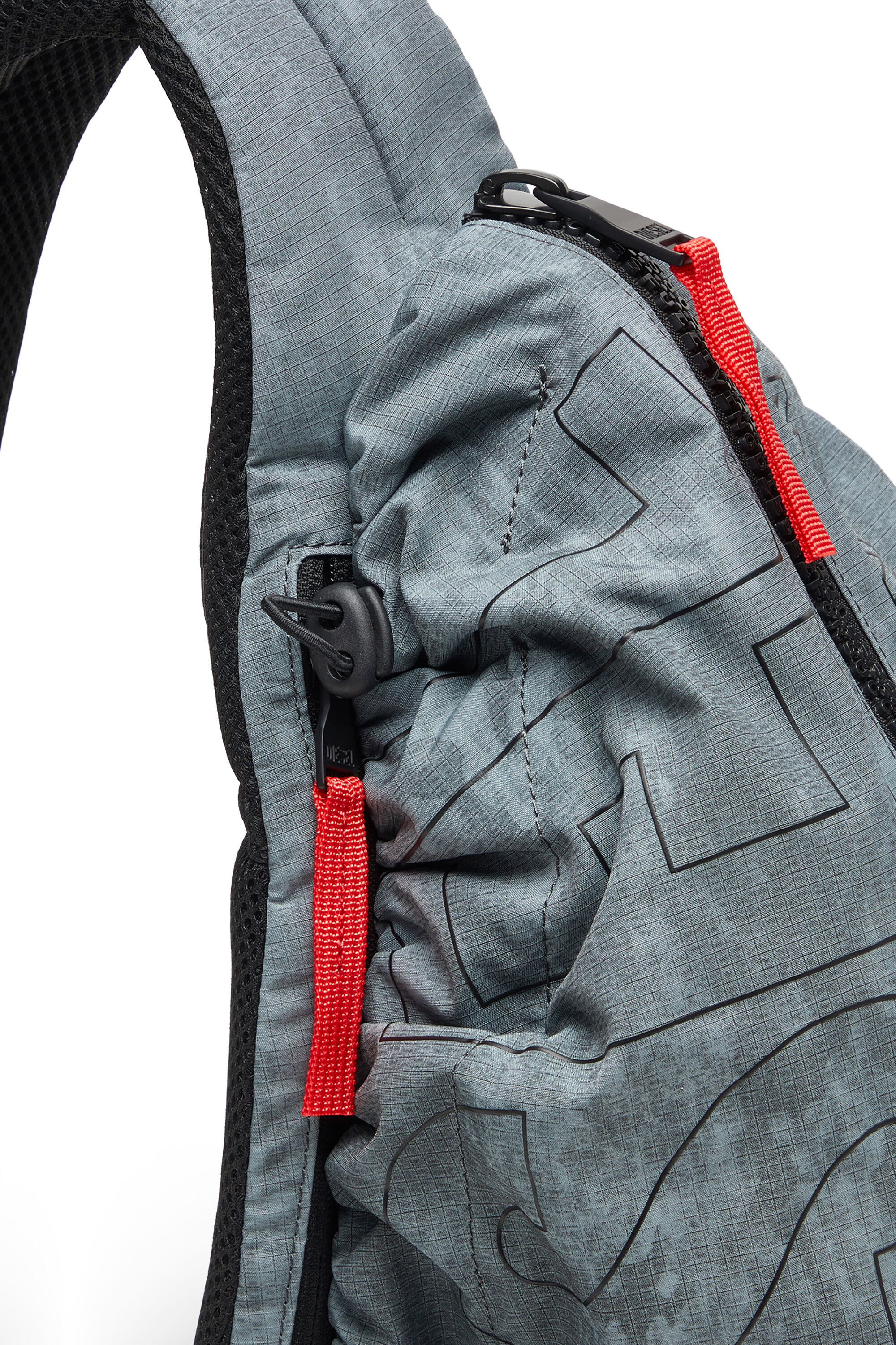 ディーゼル　ボディバッグ　Zip-D Sling Bag X Men's Zip-D-Sling backpack in check-jacquard shell | Black | Diesel