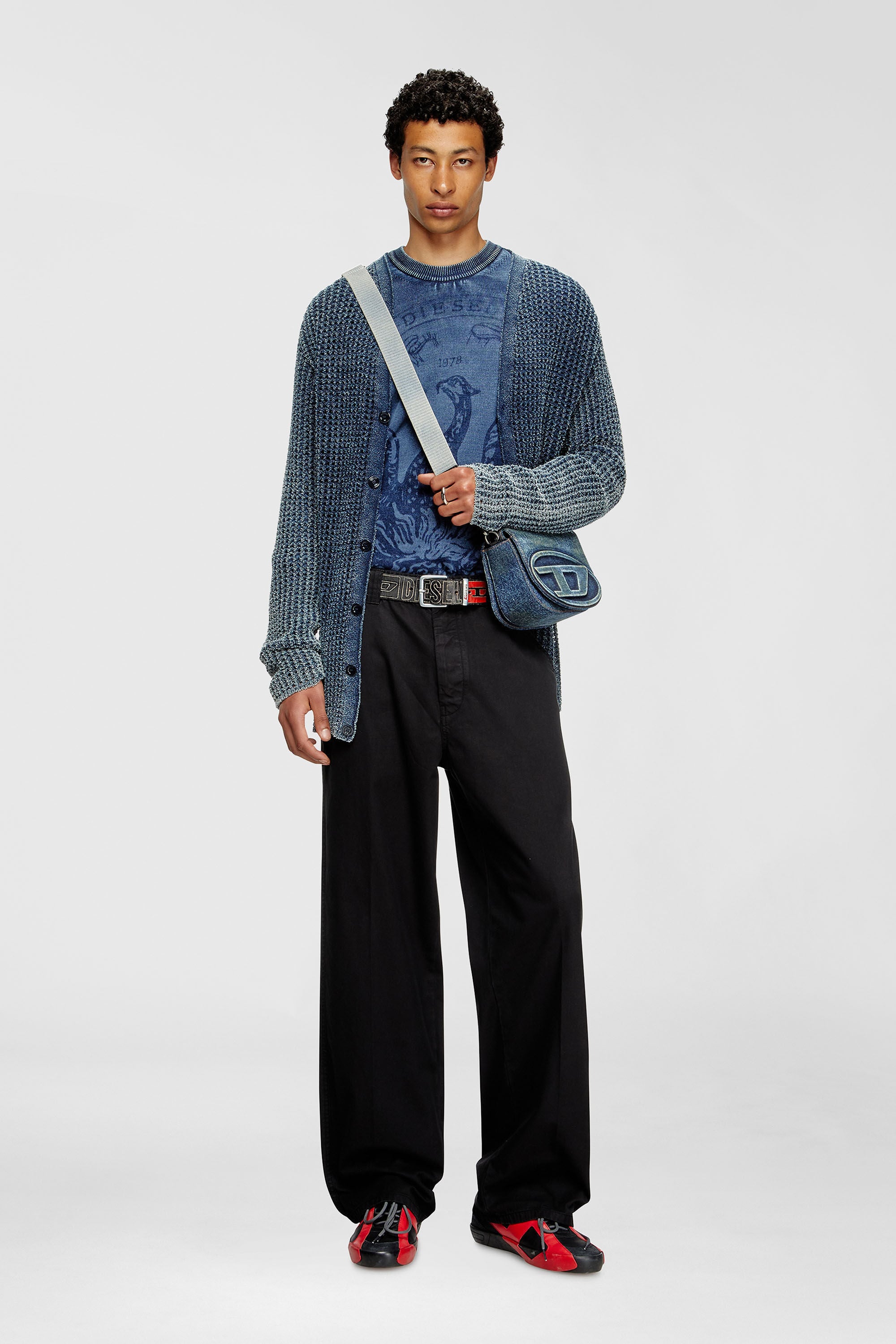 DIESEL ディーゼル スエード ドレスシューズ Men's S-Slante-D-Sneakers in suede and leather with D logo
