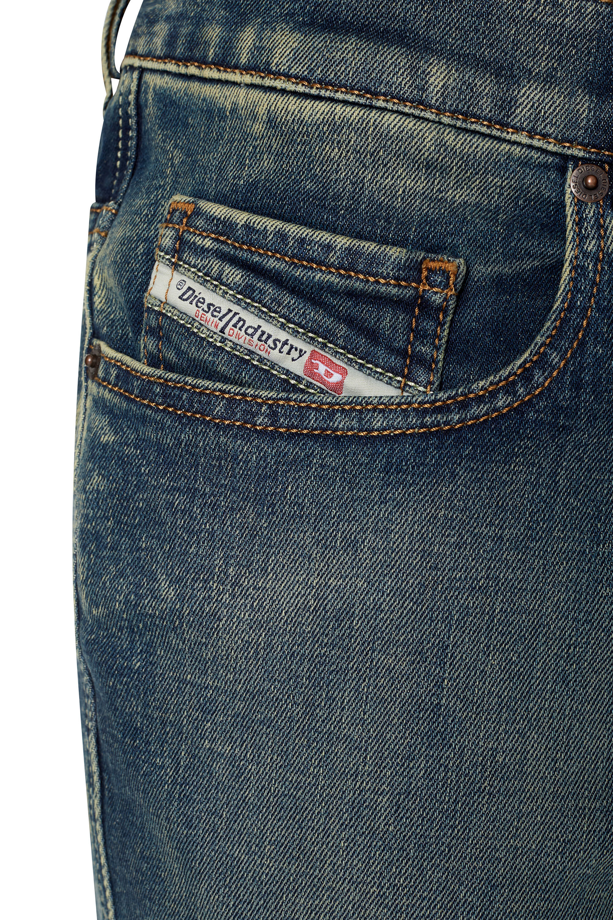Diesel - Bootcut Jeans 2021 D-Vocs 09B91, Bootcut Jeans - 2021 D-Vocs Homme in Bleu - 6