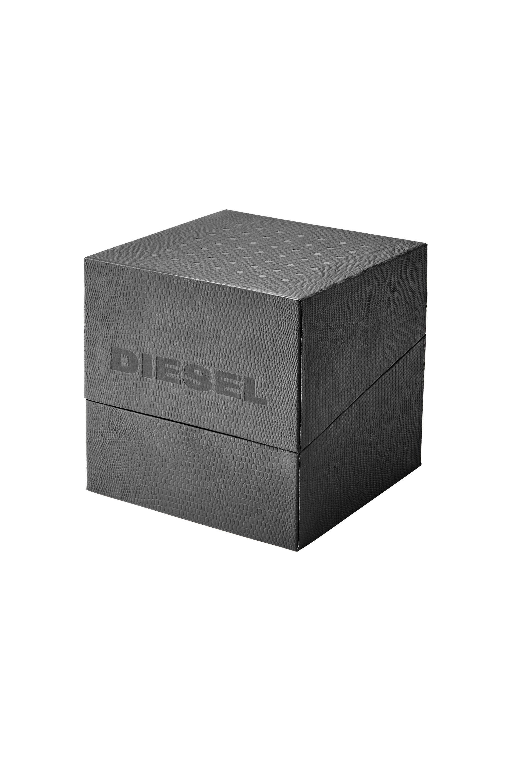 Diesel - DZ4525, Male's Griffed Chronograph Black Stainless Steel Watch in Black/Gold - 4