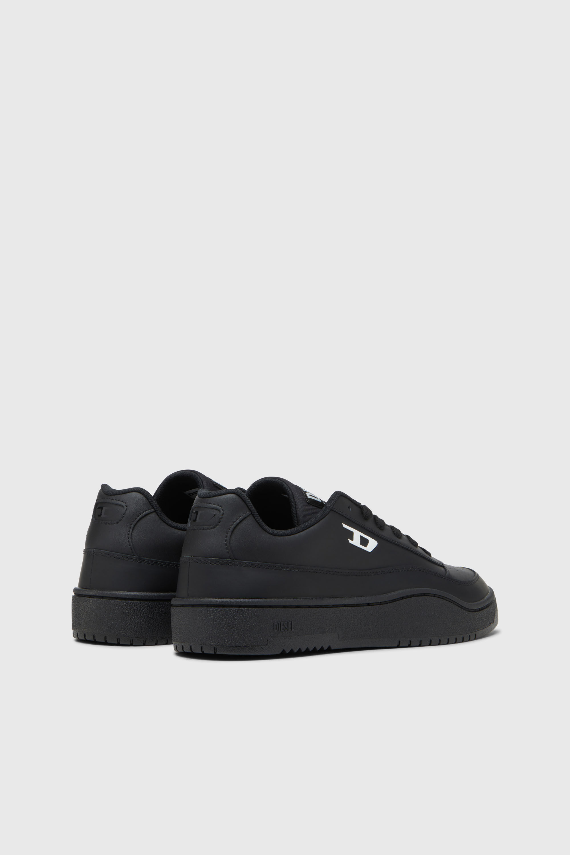 Men's S-Tracker-D-Low top sneaker | Black | Diesel US