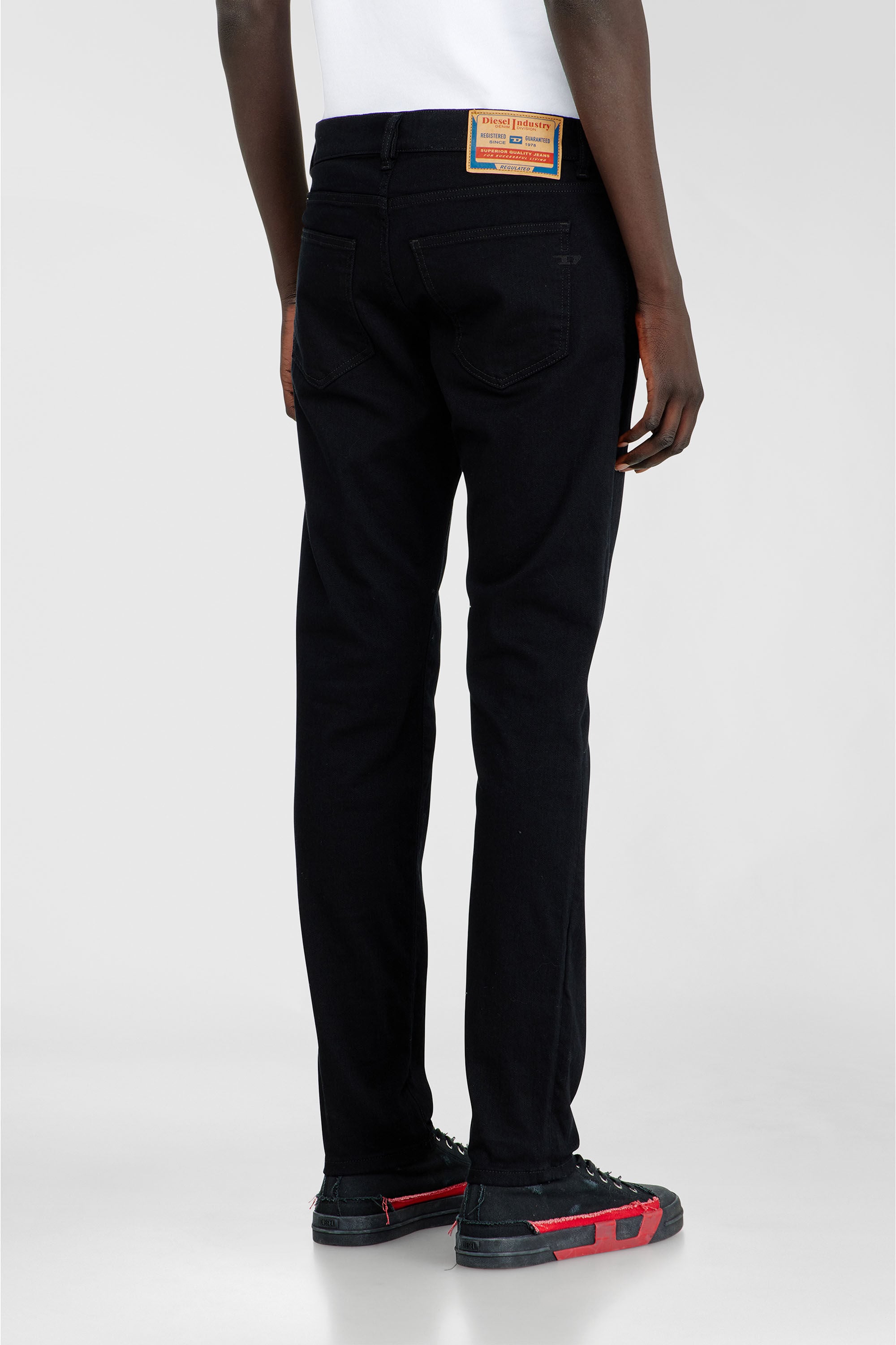 2019 D-STRUKT Man Slim fit Jeans, stretch denim | Black/Dark grey