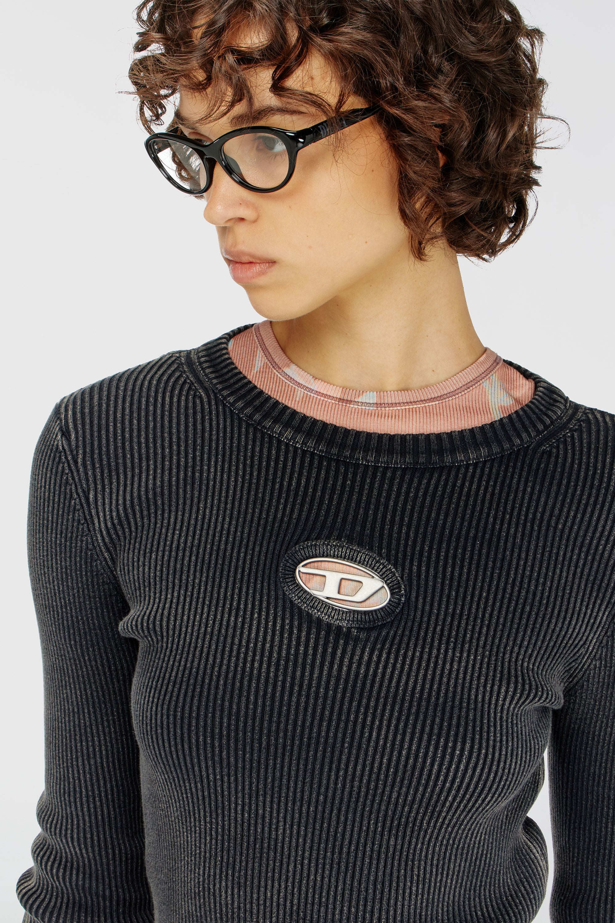 Diesel - M-ANCHOR-A, Jersey corto con logotipo recortado Mujer in Negro - 4