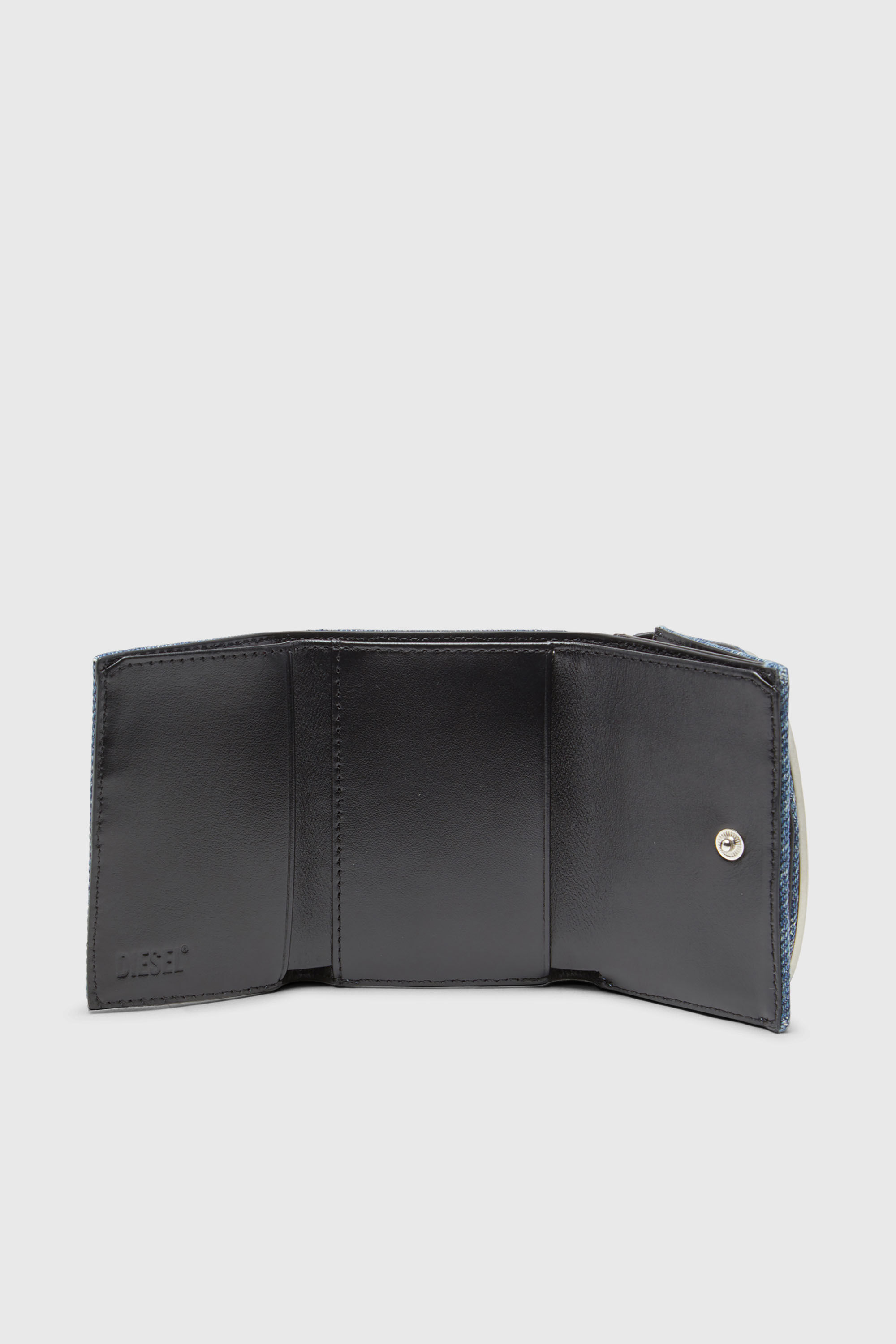 Diesel - 1DR TRI FOLD COIN XS II, Cartera de denim que se pliega en tres Mujer in Azul marino - 4