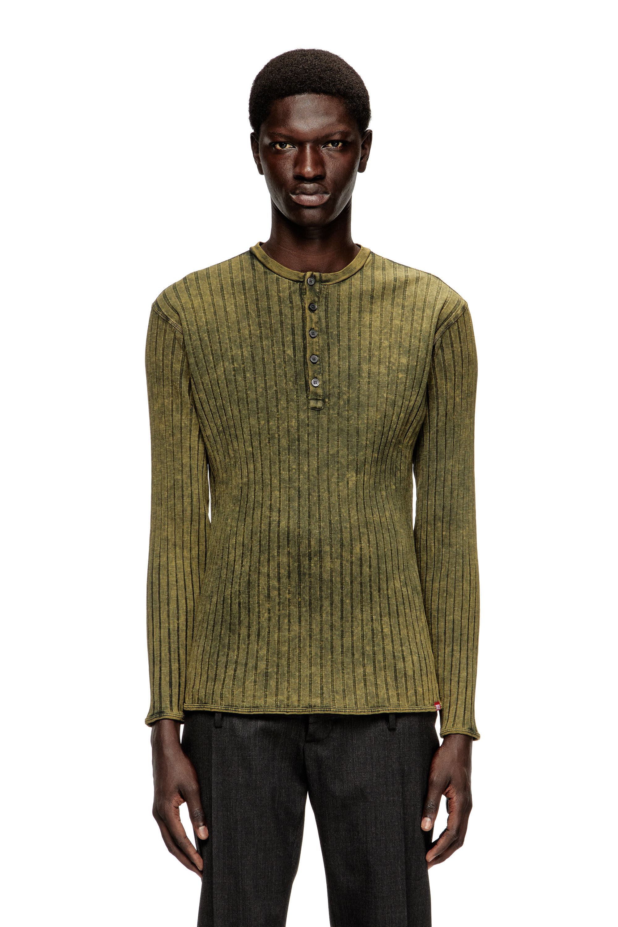 Diesel - T-ALLY, Haut Henley en jersey côtelé large traité Homme in Vert - 3