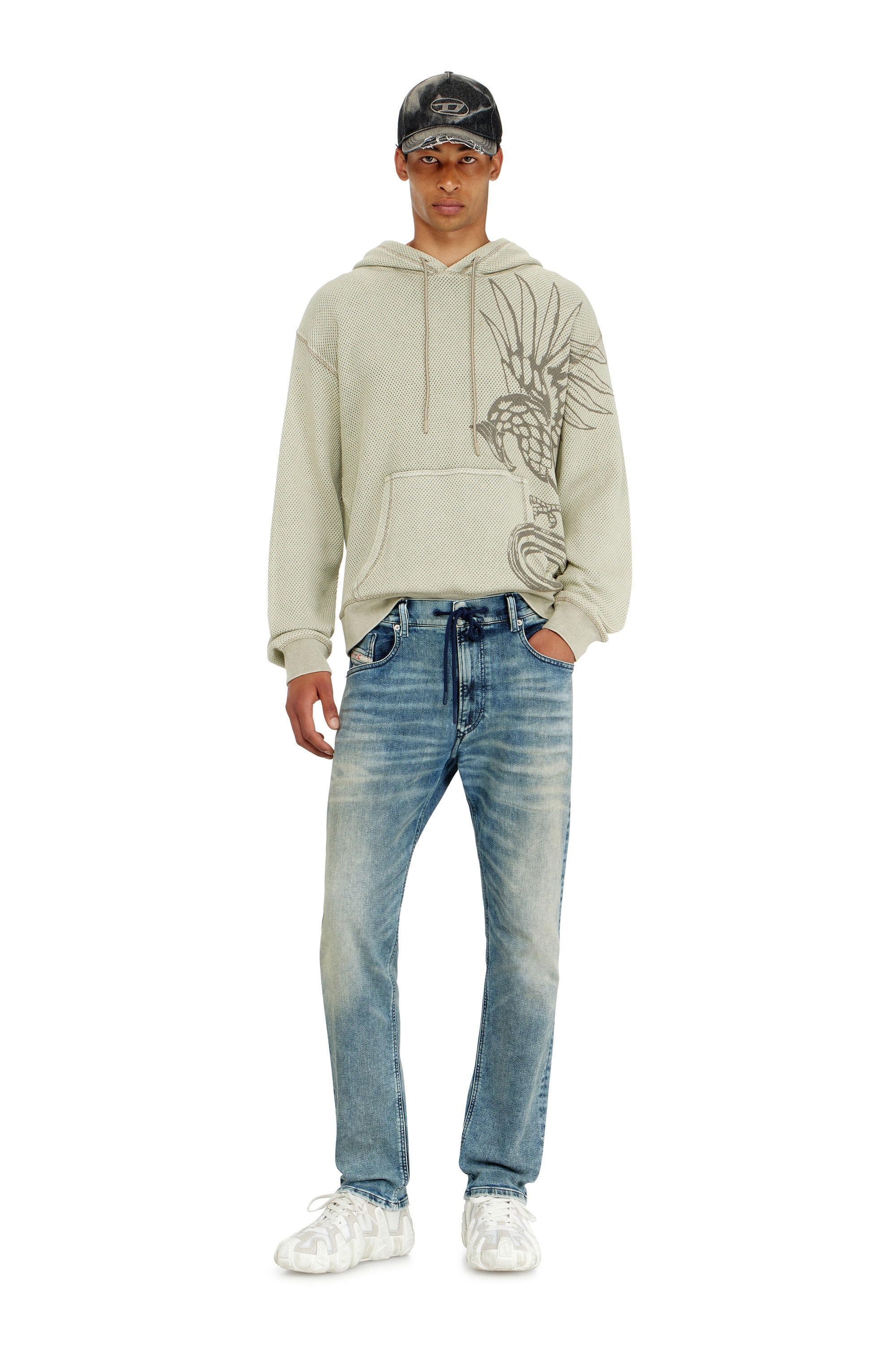 Diesel - Regular 2032 D-Krooley Joggjeans&reg; 09N63 Homme, Bleu Clair - Image 1
