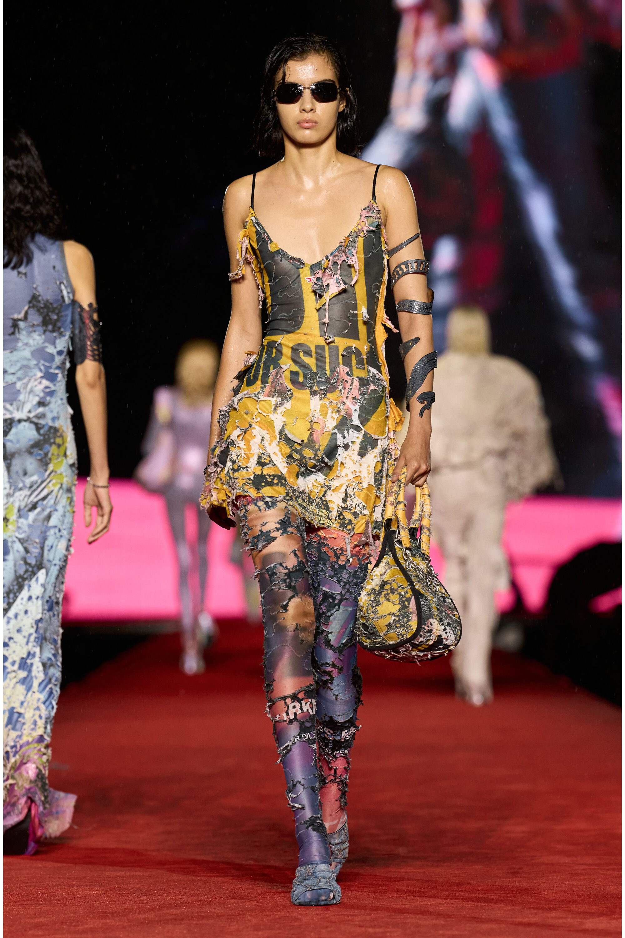 Diesel - D-JENA-DEV, Female's Short destroyed dress with poster print in Yellow/Black - 5