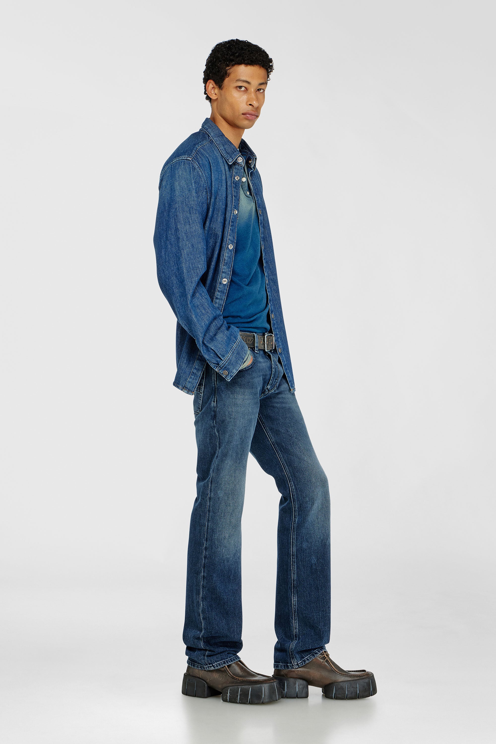 Diesel - Man's Regular Jeans 1985 Larkee 0KBBM, Dark Blue - 2
