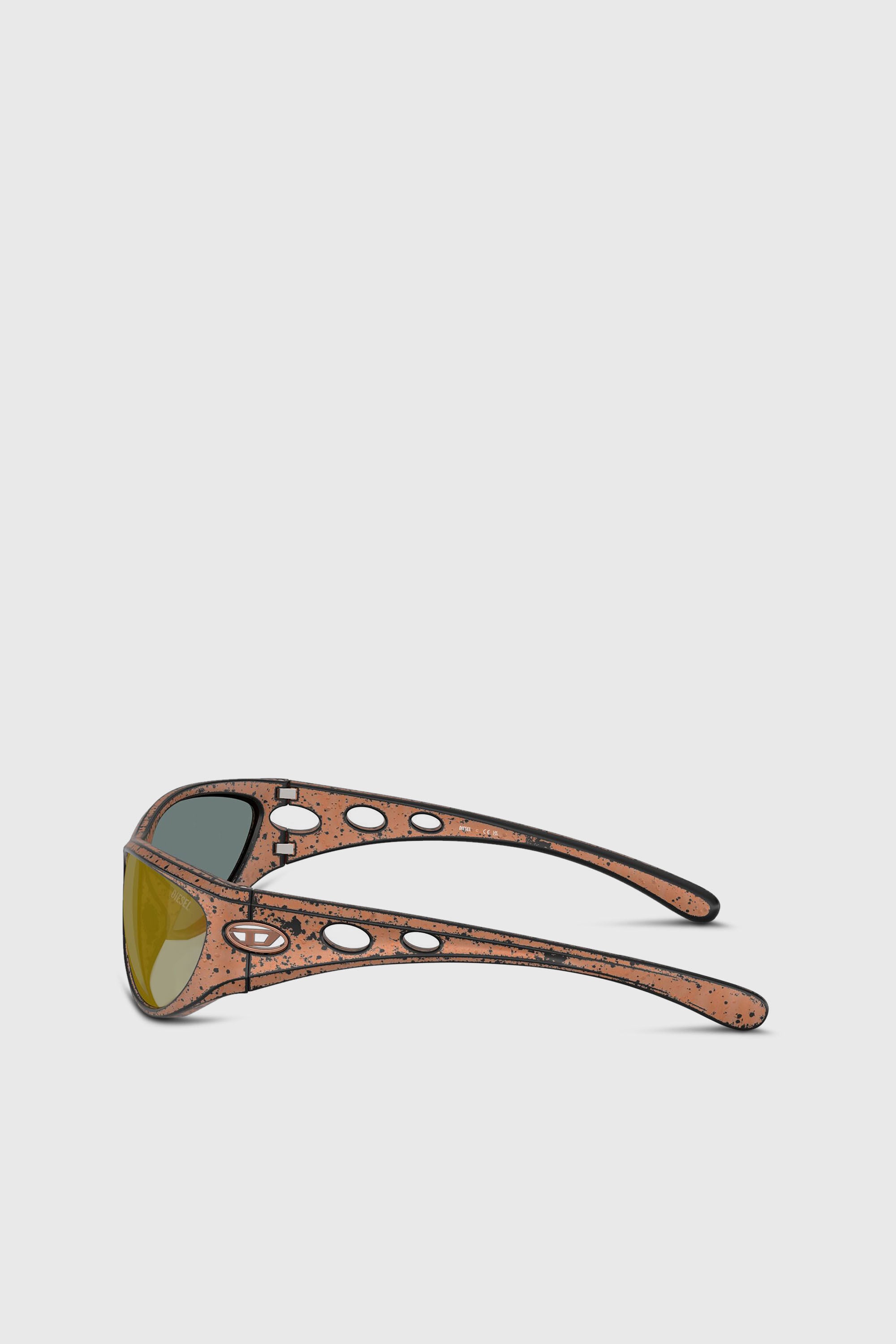 Women's Cat-eye style sunglasses | Brown | Diesel {{Country}}
