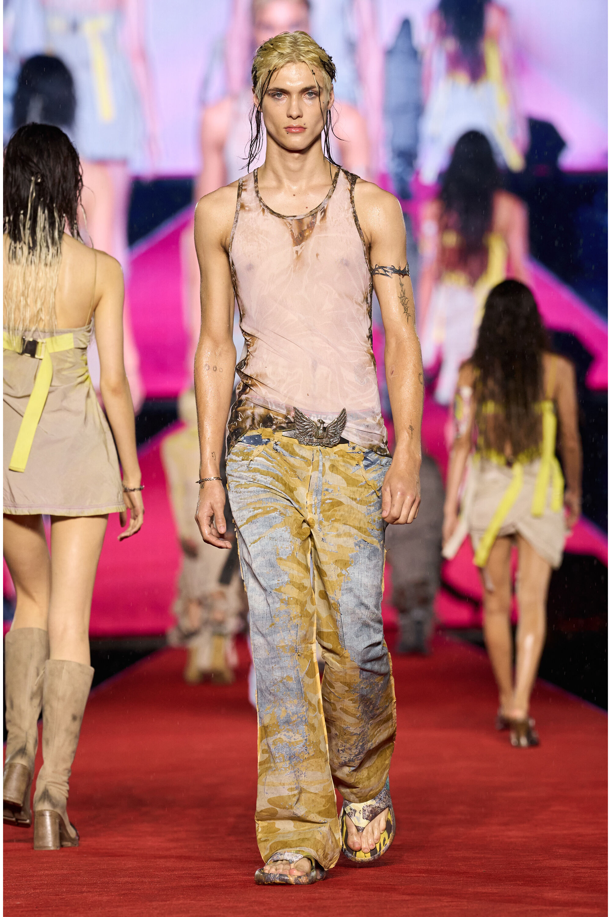 Diesel - T-LIFTY-BURN-ART, Male's Tulle tank with burning plastic print in Light Grey - 7