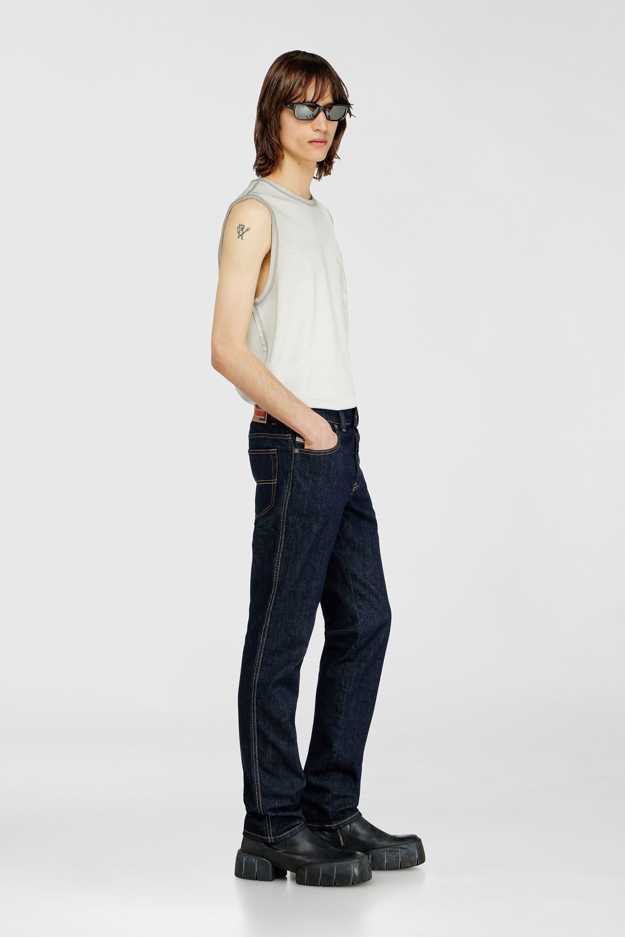 Men's Slim Jeans | Regular Waist 1993 D-VylDark Blue | Diesel US