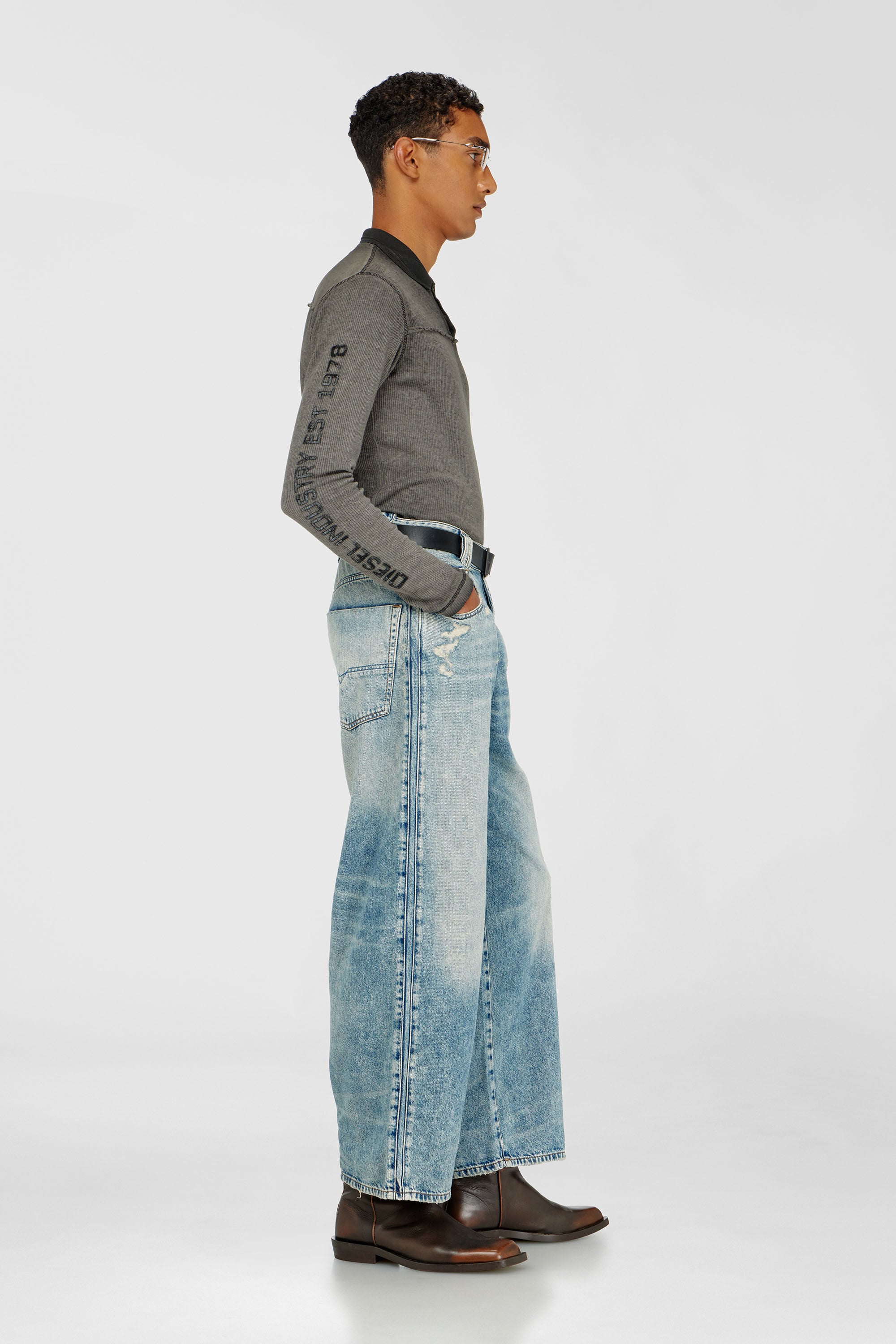 Diesel - Unisex's Relaxed Jeans 1982 D-Hakou 09Q76, null - 2