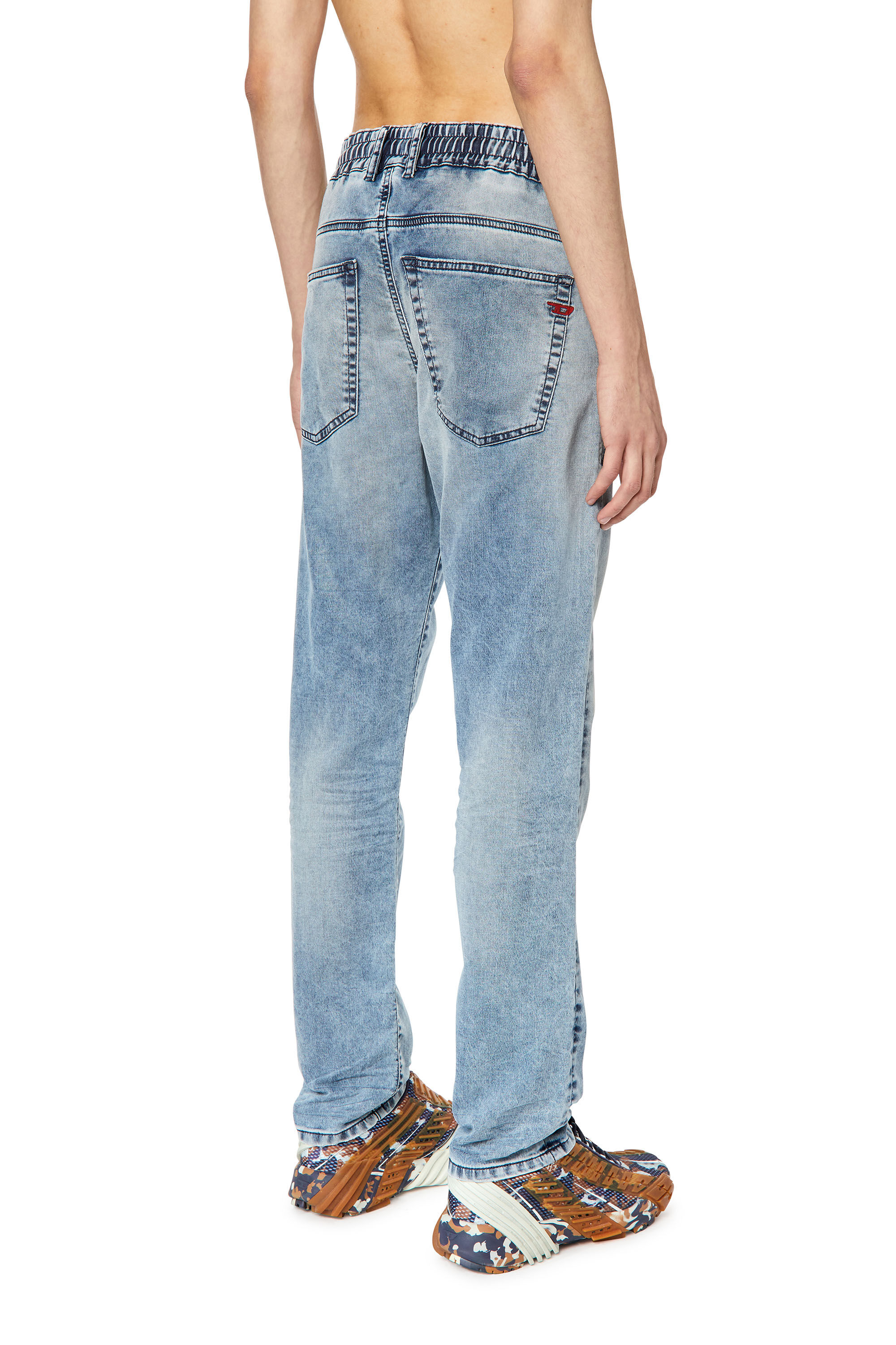 Diesel - Tapered 2030 D-Krooley Joggjeans® 068DU, Tapered 2030 D-Krooley Joggjeans® Homme in Bleu - 4