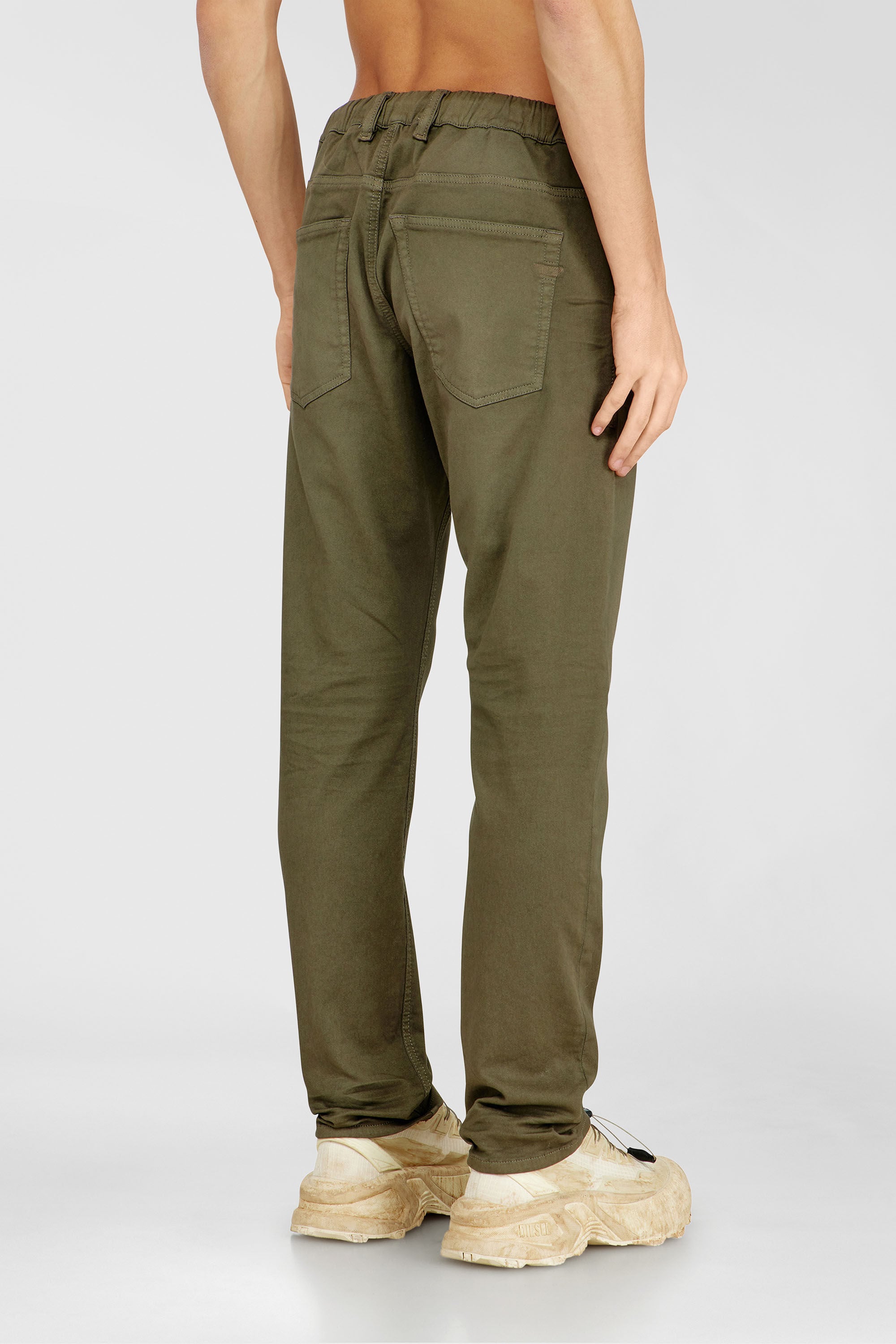 Diesel - Regular 2032 D-Krooley-BW Joggjeans&reg; 0670M Hombre, Verde Militar - 3