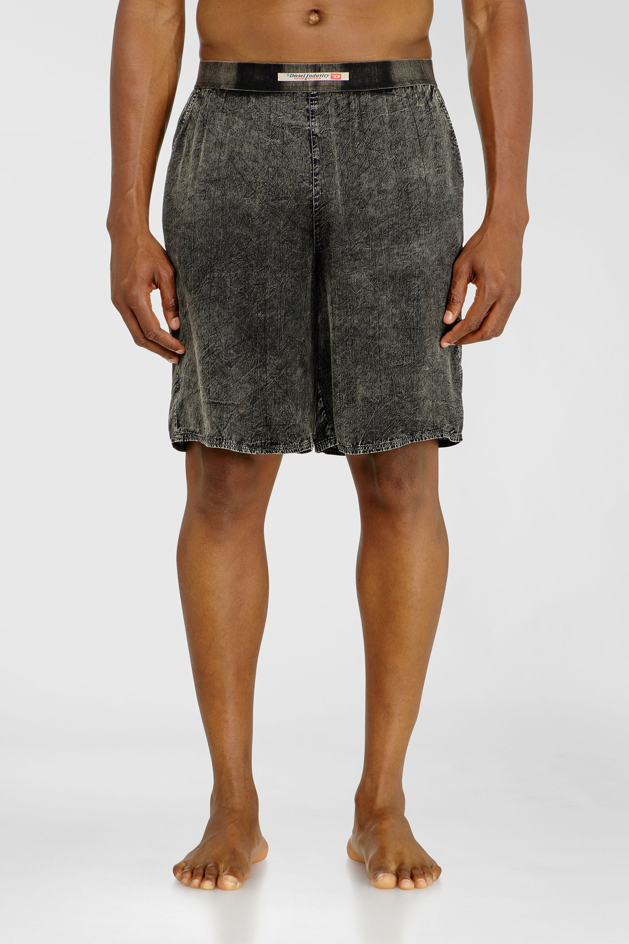 Diesel - JAGO-DNM, Male's Short pants in treated fluid viscose in Dark Grey - 1