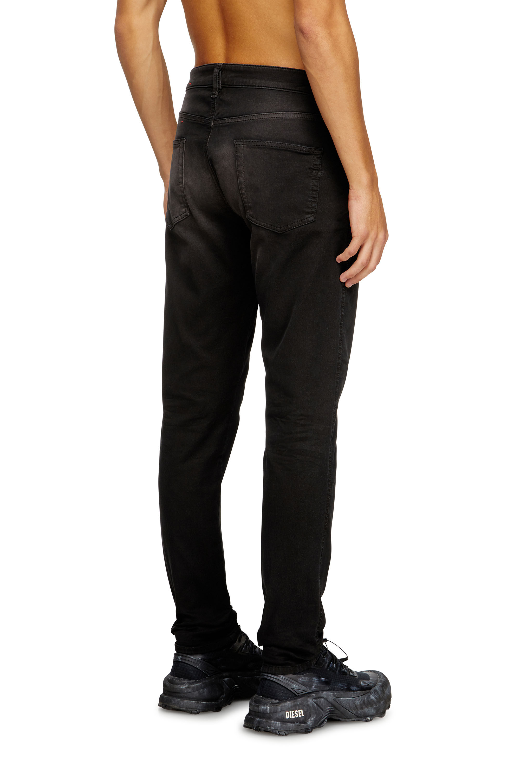 Men's Slim Jeans | Black/Dark grey | Diesel 2062 D-Strukt Joggjeans®