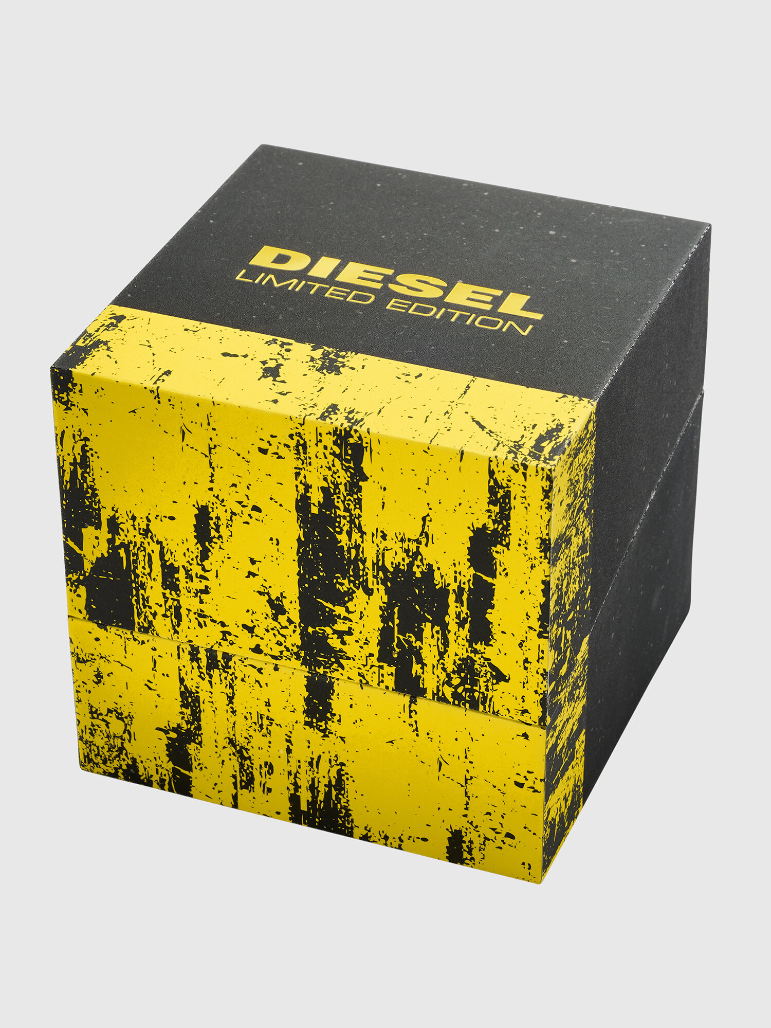 Diesel - DZ4539, Man's Mega Chief chronograph black concrete composite watch in Black/Yellow - 5