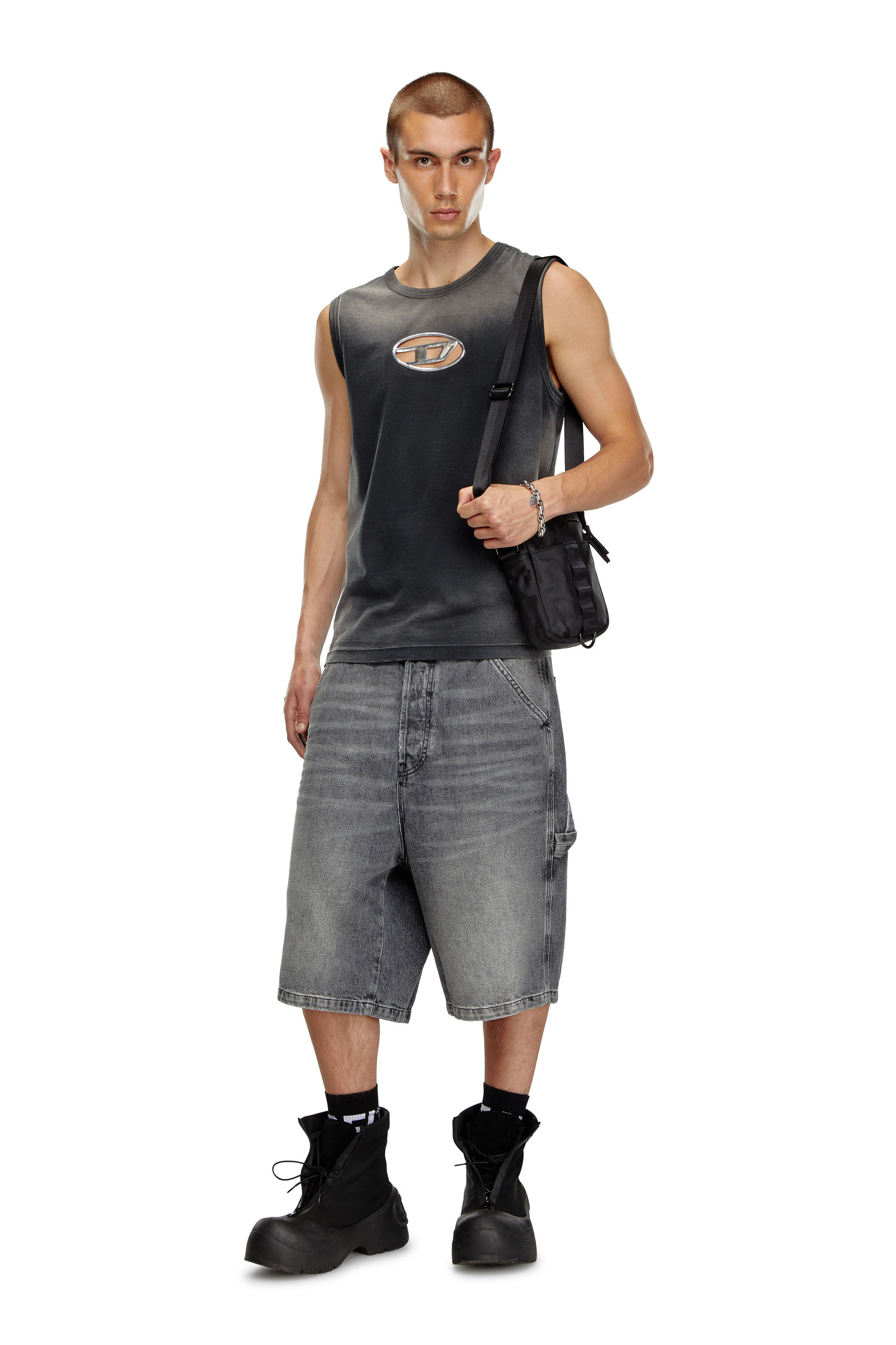 Diesel - DSRT CROSSBODY, Dsrt-Sac à bandoulière utility en nylon imprimé Homme in Noir - 6