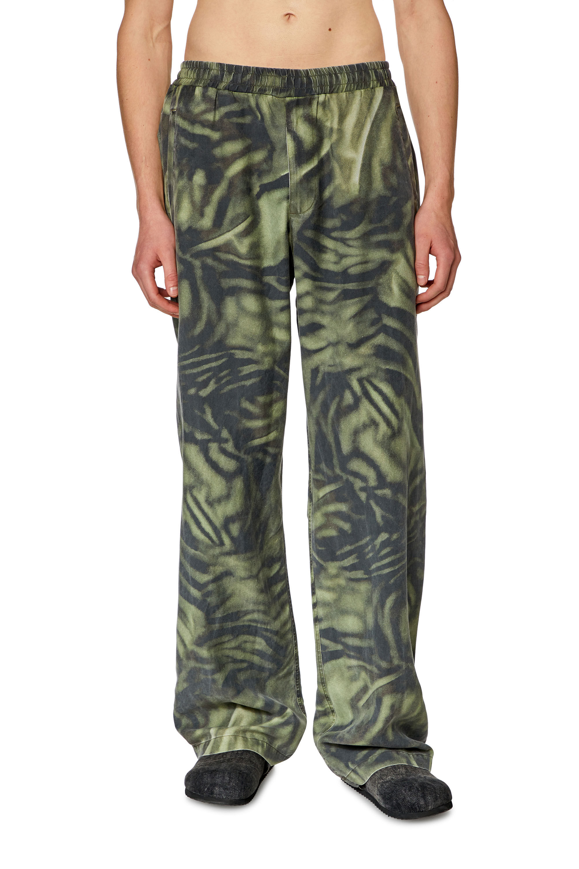 Men's Twill pants with zebra-camo print | Green | Diesel