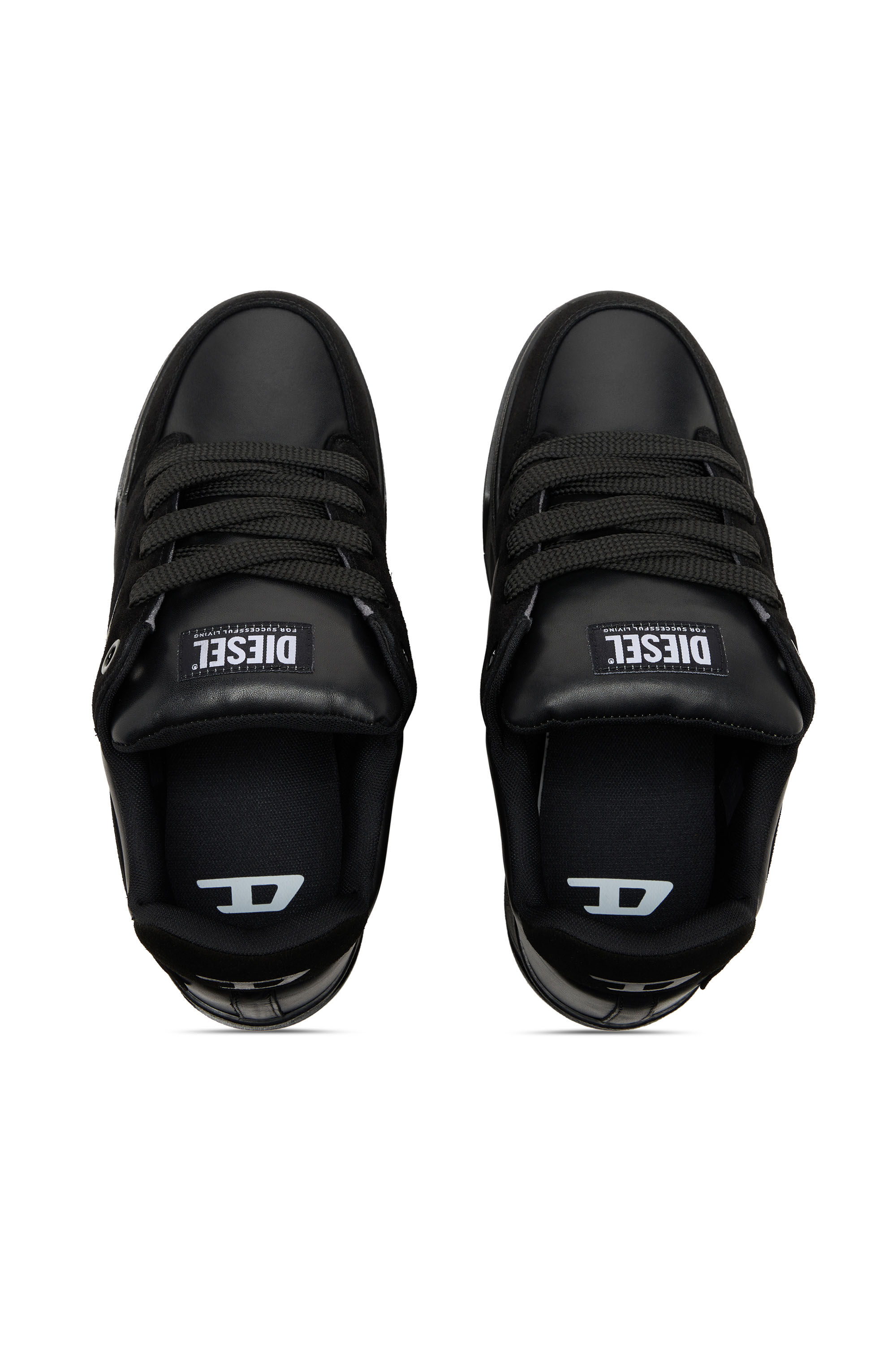 Diesel - S-D-OLLIE LOW, D-Ollie-Monochrome baskets en daim et cuir Homme in Noir - 4