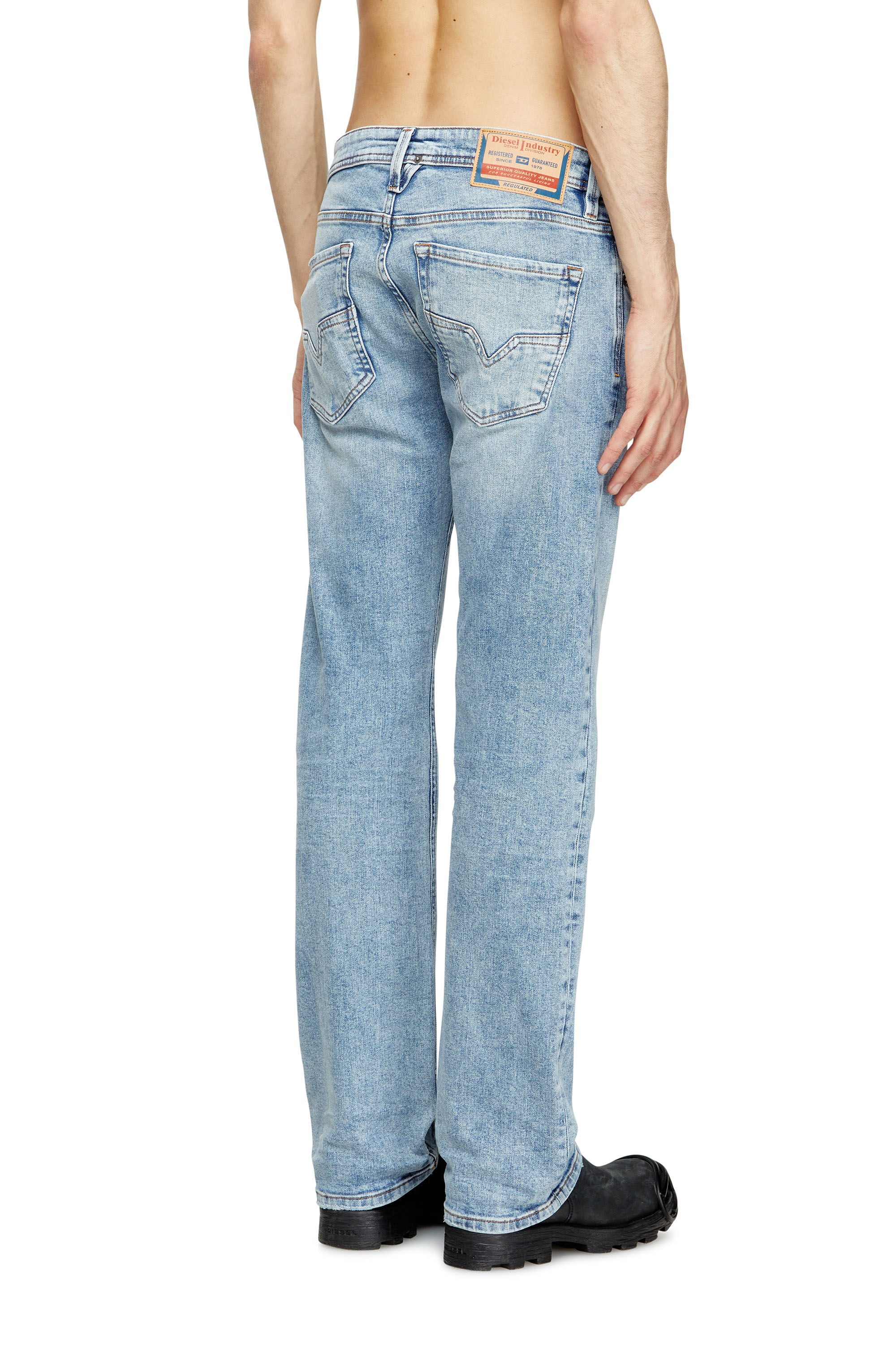 Men's Regular Jeans | Light Blue | Diesel 1985 Larkee