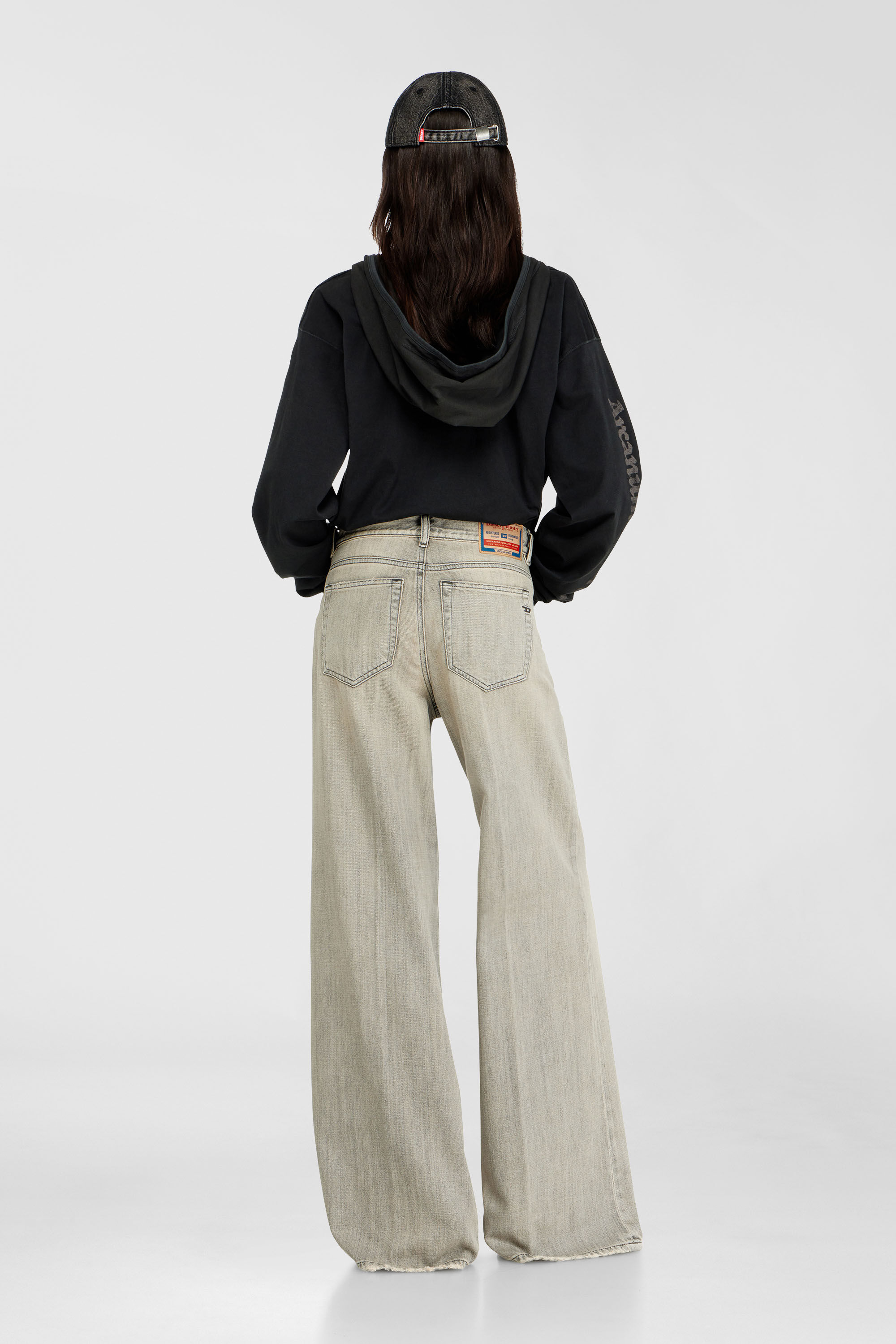 Diesel - Flare Jeans 1978 D-Akemi 068RU Mujer, Gris - 3
