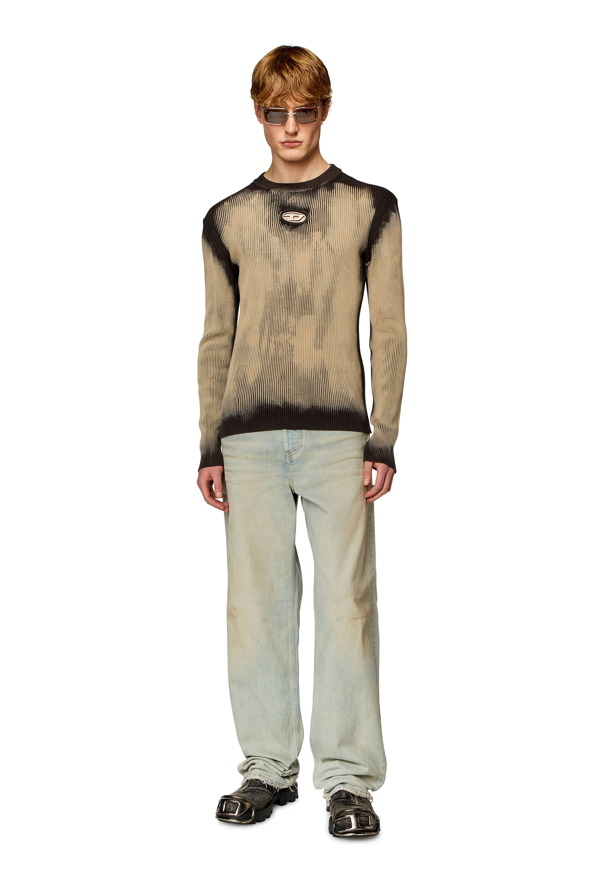Diesel - K-DARIN, Pull traité avec insert à logo en métal Homme in Beige - 1