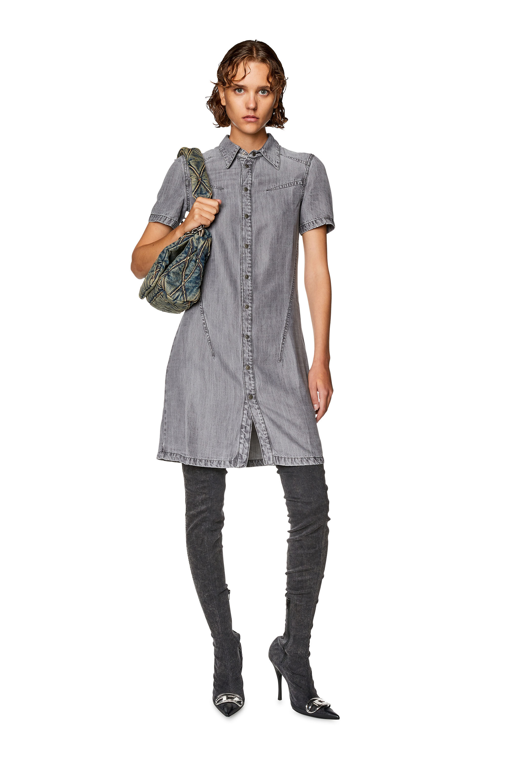 Diesel - DE-SHIRTY, Robe chemise boutonnée en denim clair Femme in Gris - 1