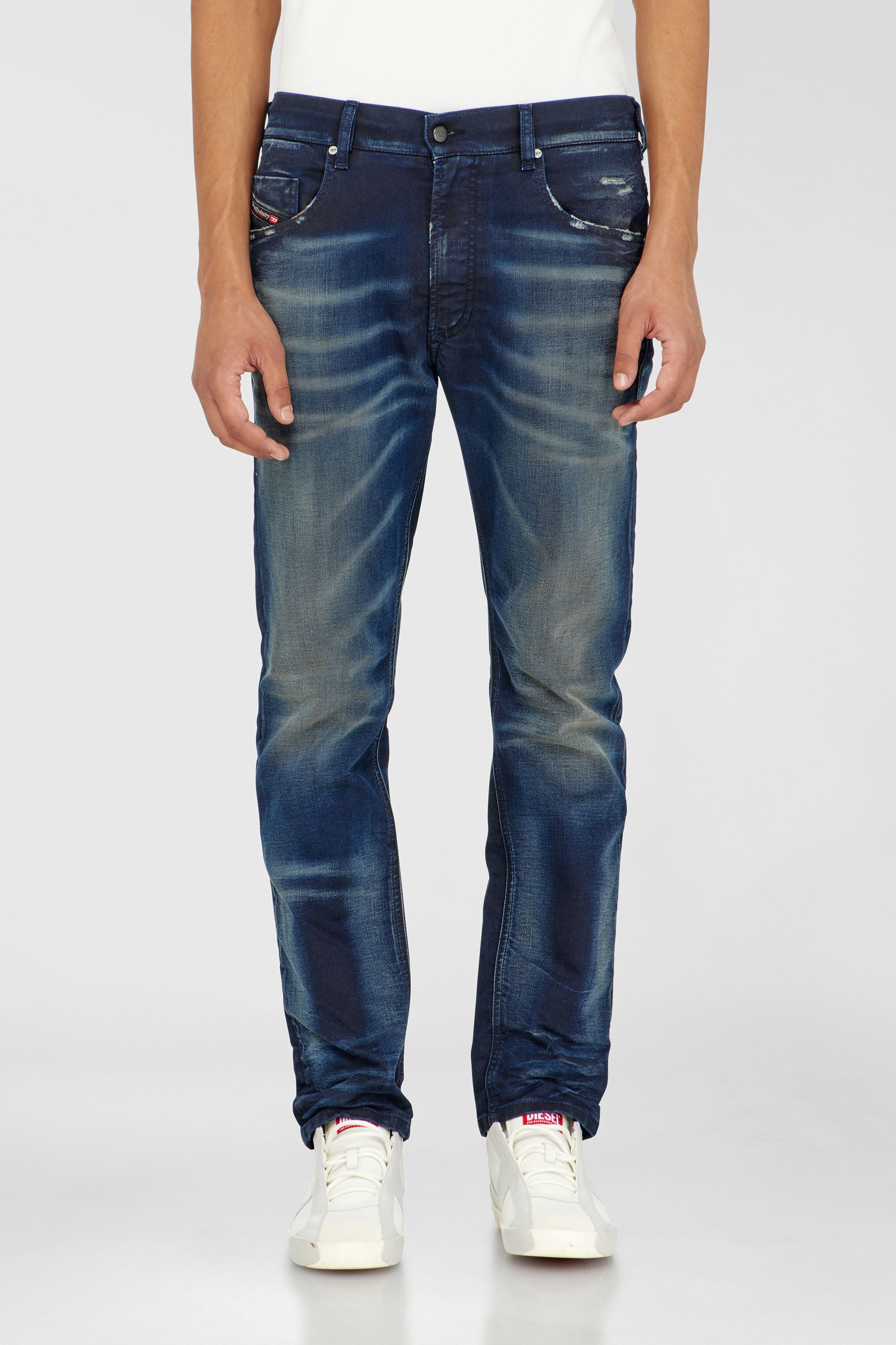 Diesel - Regular 2032 D-Krooley-BW Joggjeans&reg; 068WU Hombre, Azul Oscuro - 2