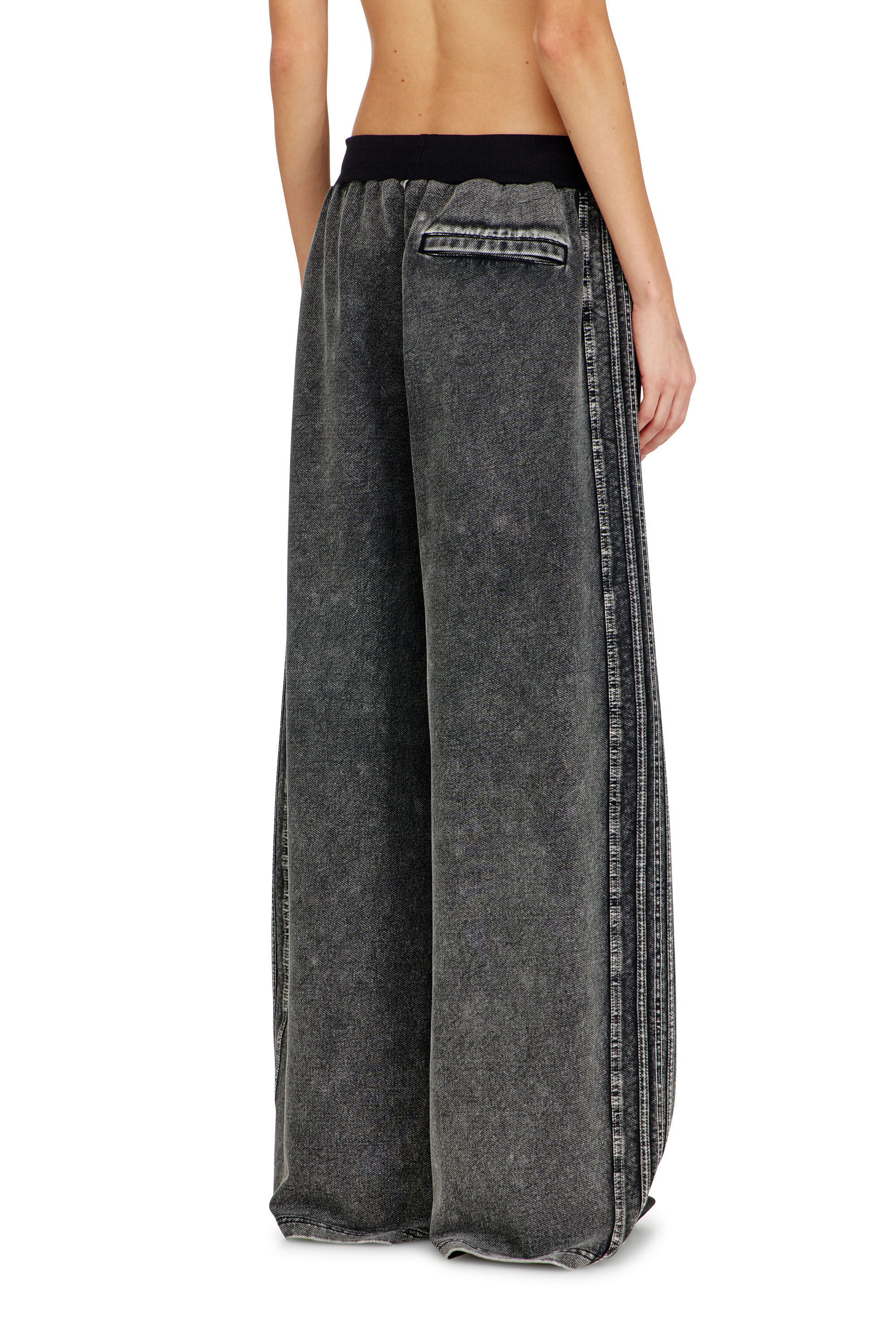 Diesel - P-ZENIA-S1, Pantalones anchos de algod&oacute;n lavado con bandas laterales Mujer in Gris - 4