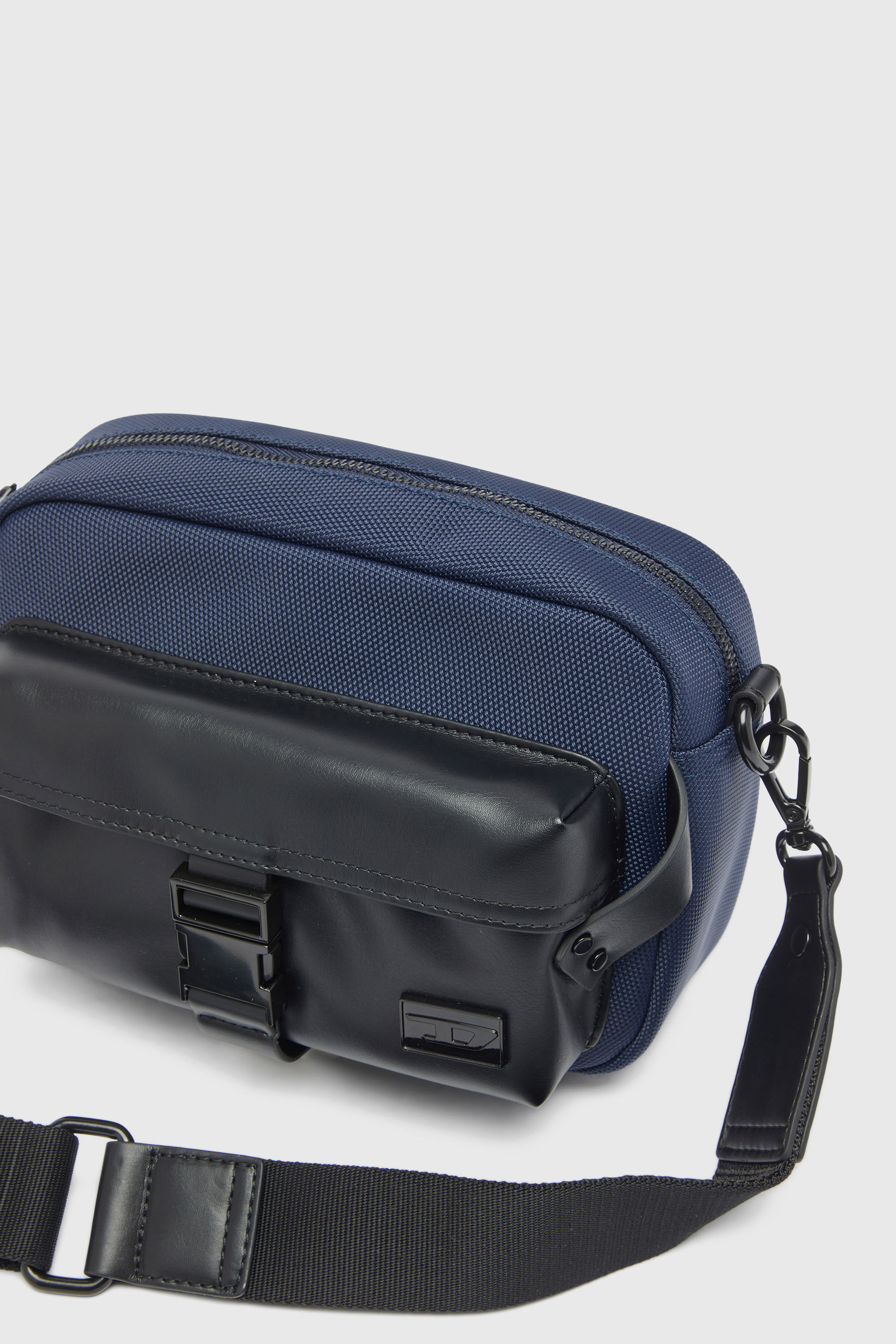 Diesel - MULTI-PKTS CAMERA BAG X, Unisex's Multi-Pkts - Crossbody bag in nylon with flap pocket in Blue - 5