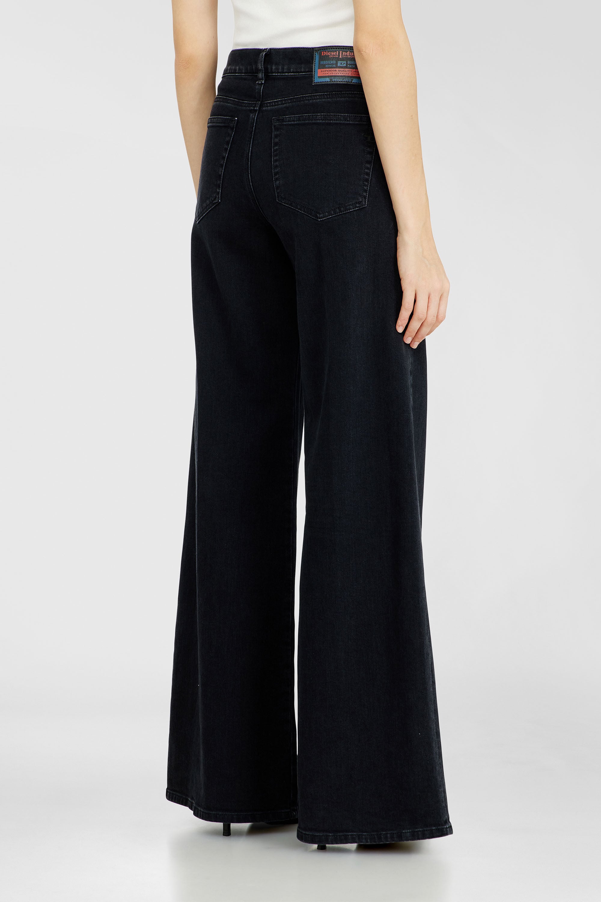 Diesel - Flare Jeans 1978 D-Akemi 09N89 Mujer, Negro/Gris oscuro - 5