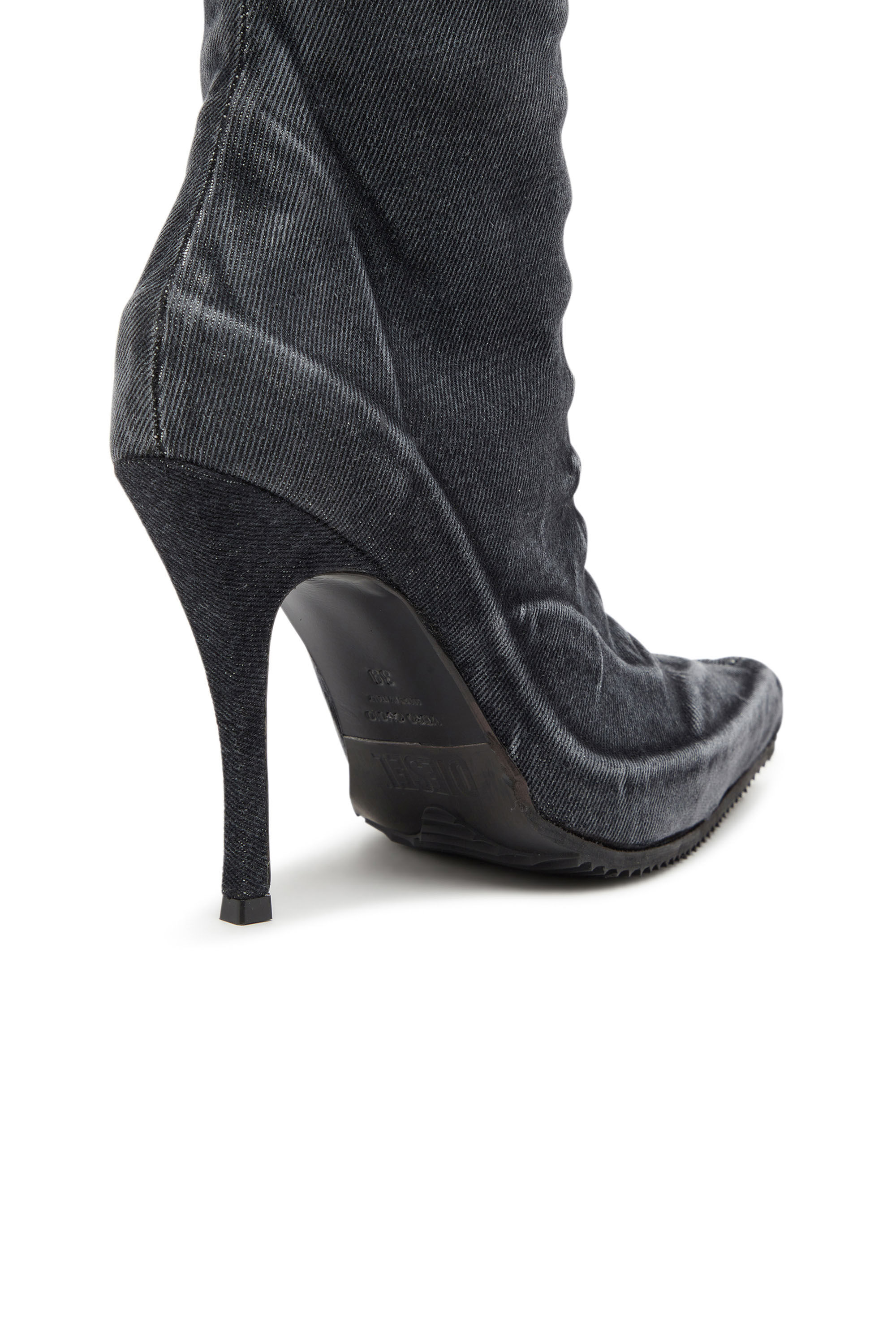 Diesel - D-CLOUD HBT, D-Cloud-Botte en denim délavé Femme in Noir - 5