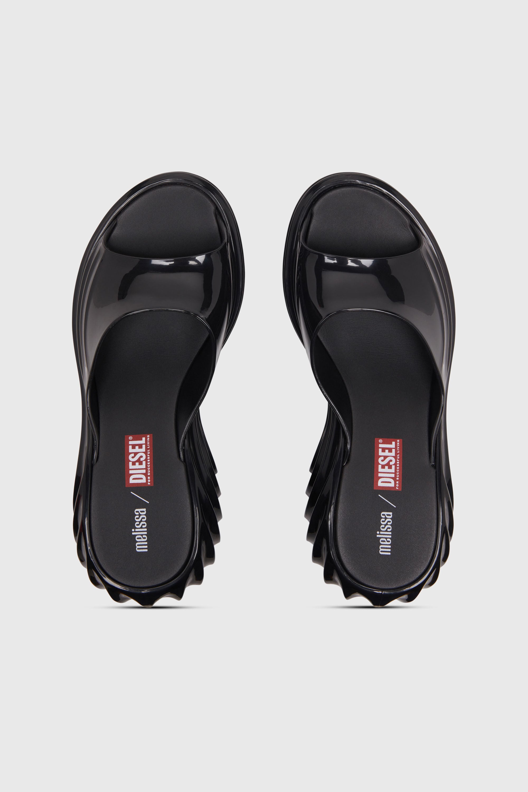 Diesel - MELISSA QUANTUM PLATFORM, Zueco de plataforma en Melflex&reg; Mujer in Negro - 4